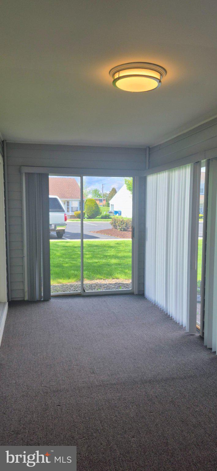 SOUTHPOINT - Residential