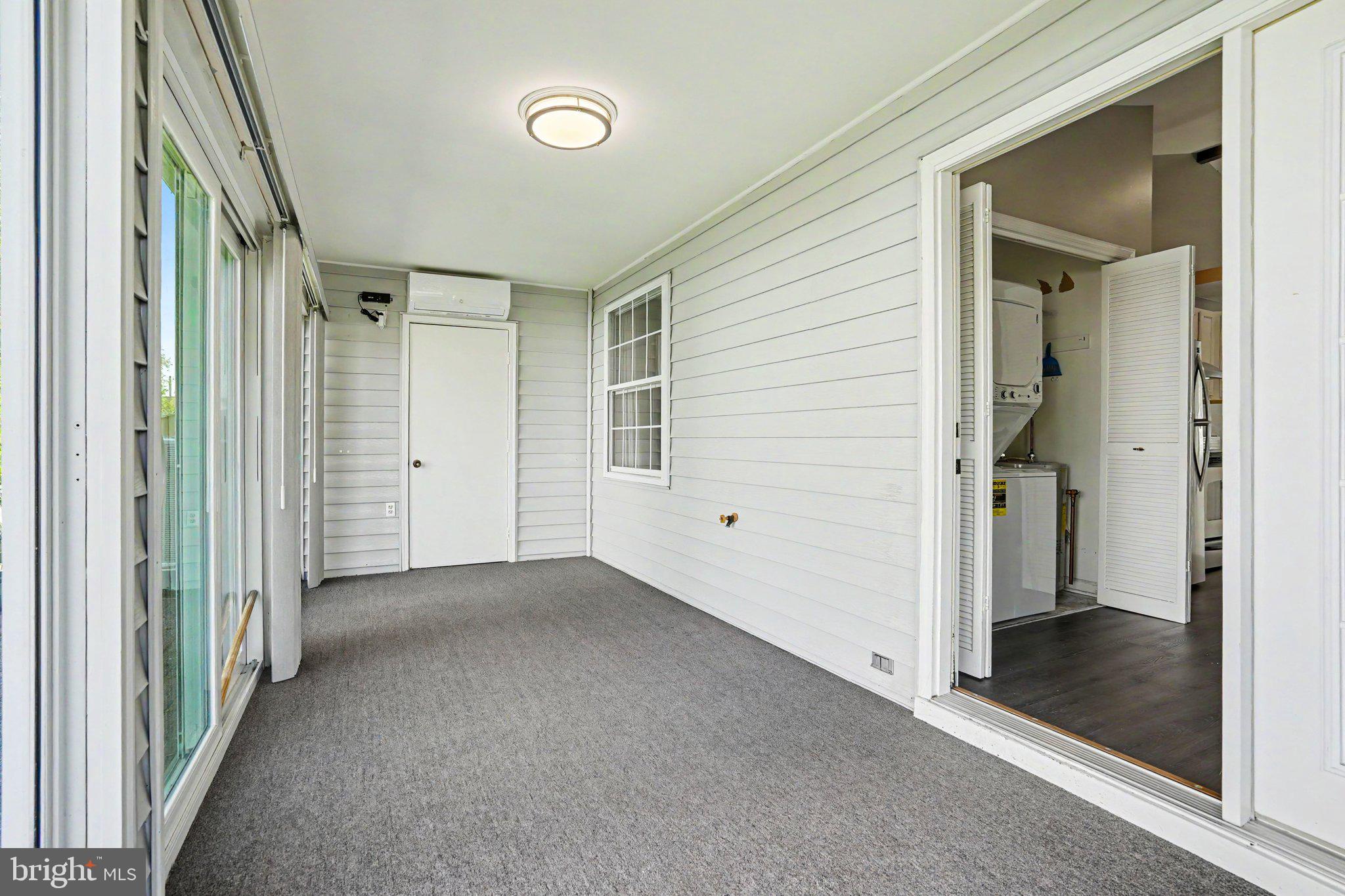 SOUTHPOINT - Residential