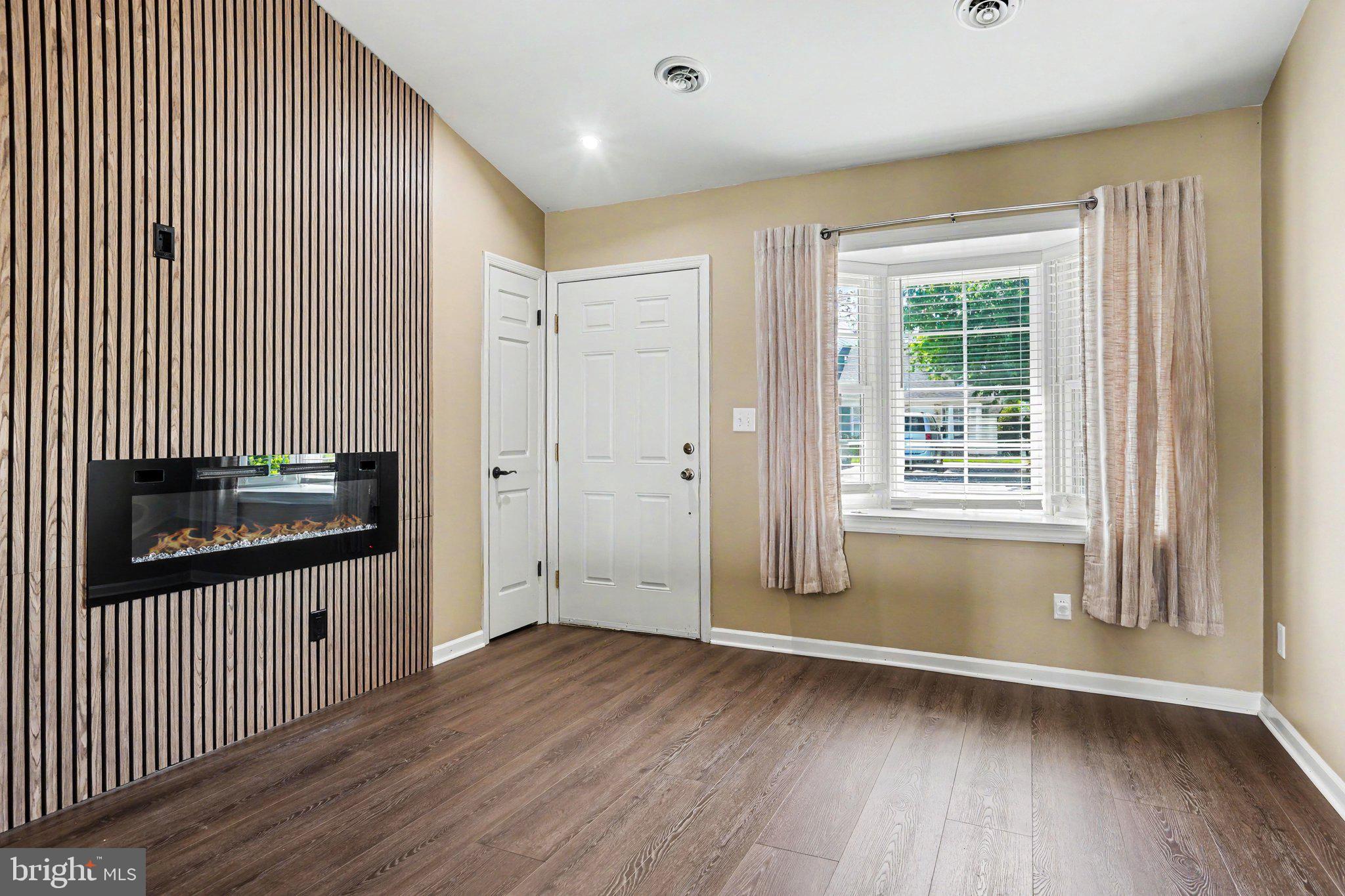 SOUTHPOINT - Residential