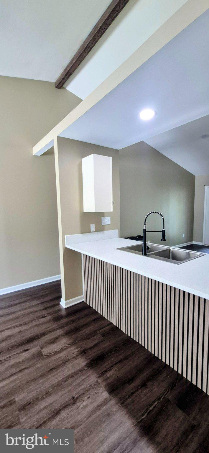 SOUTHPOINT - Residential