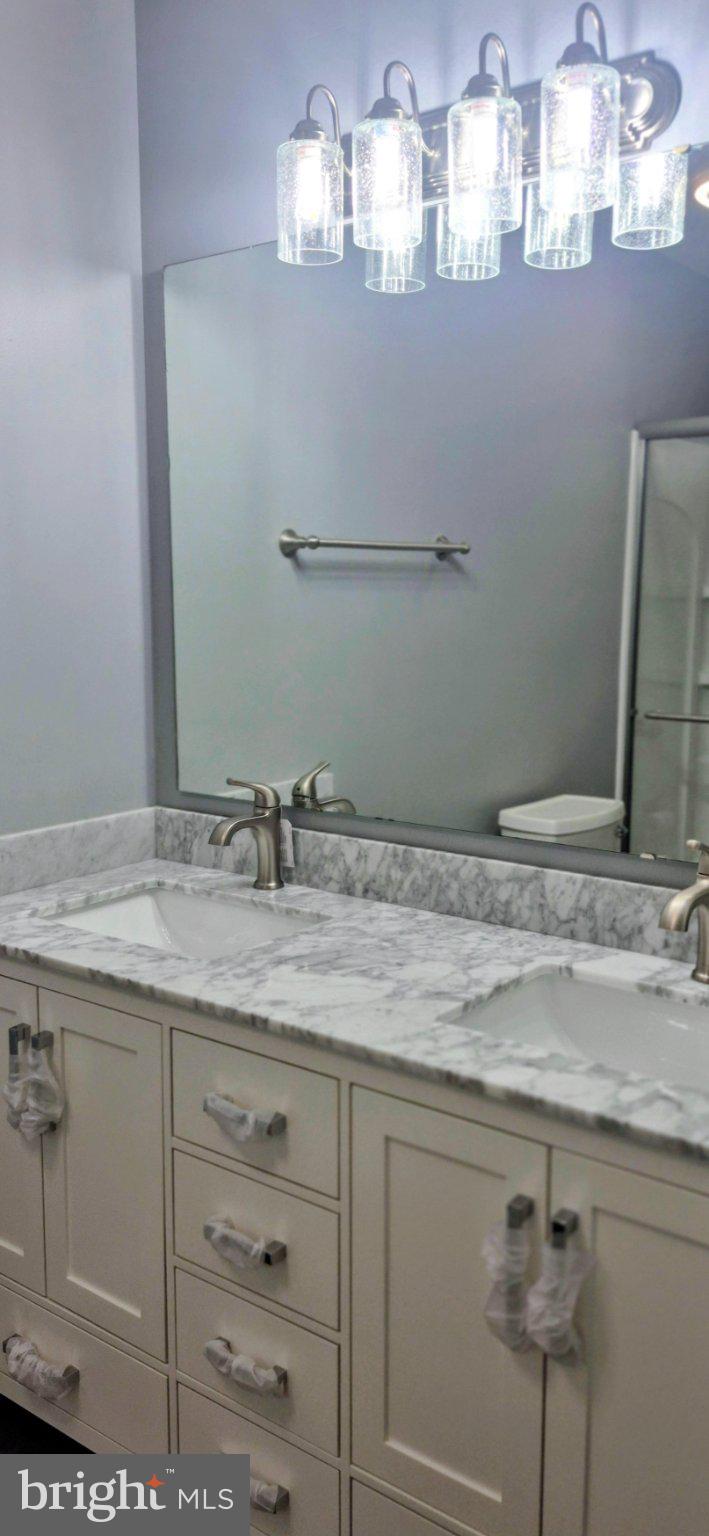 SOUTHPOINT - Residential