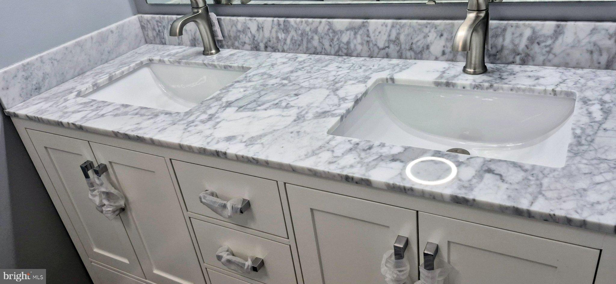 SOUTHPOINT - Residential