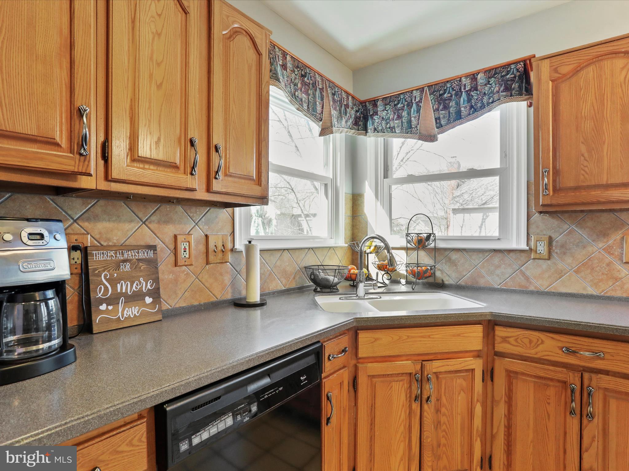 SPRING RIDGE - Residential