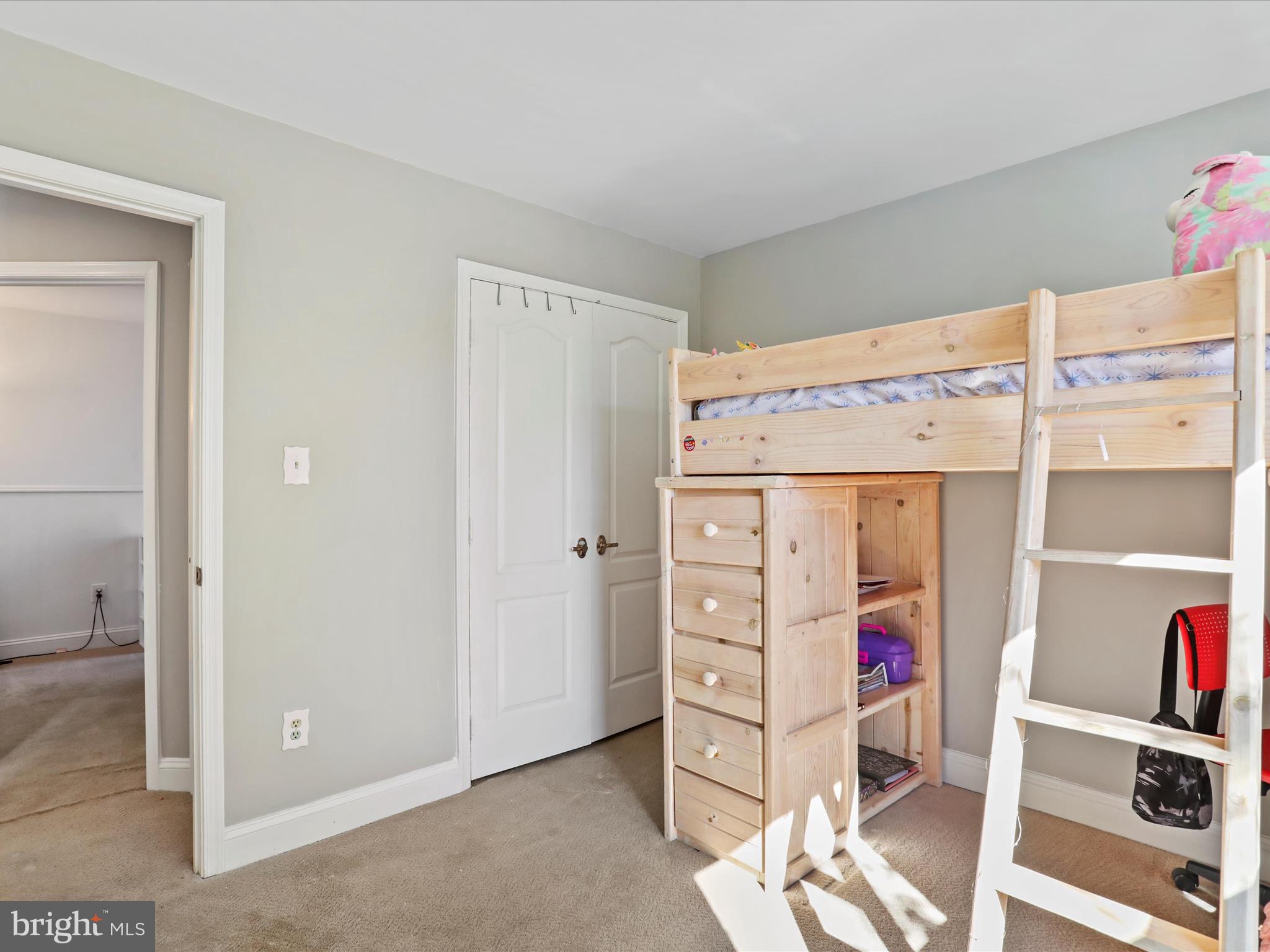 SPRING RIDGE - Residential