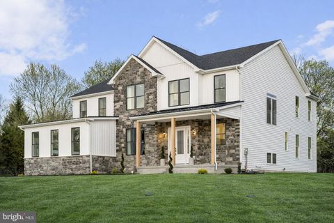 906 S COLLEGEVILLE ROAD PHOENIXVILLE PA 19460