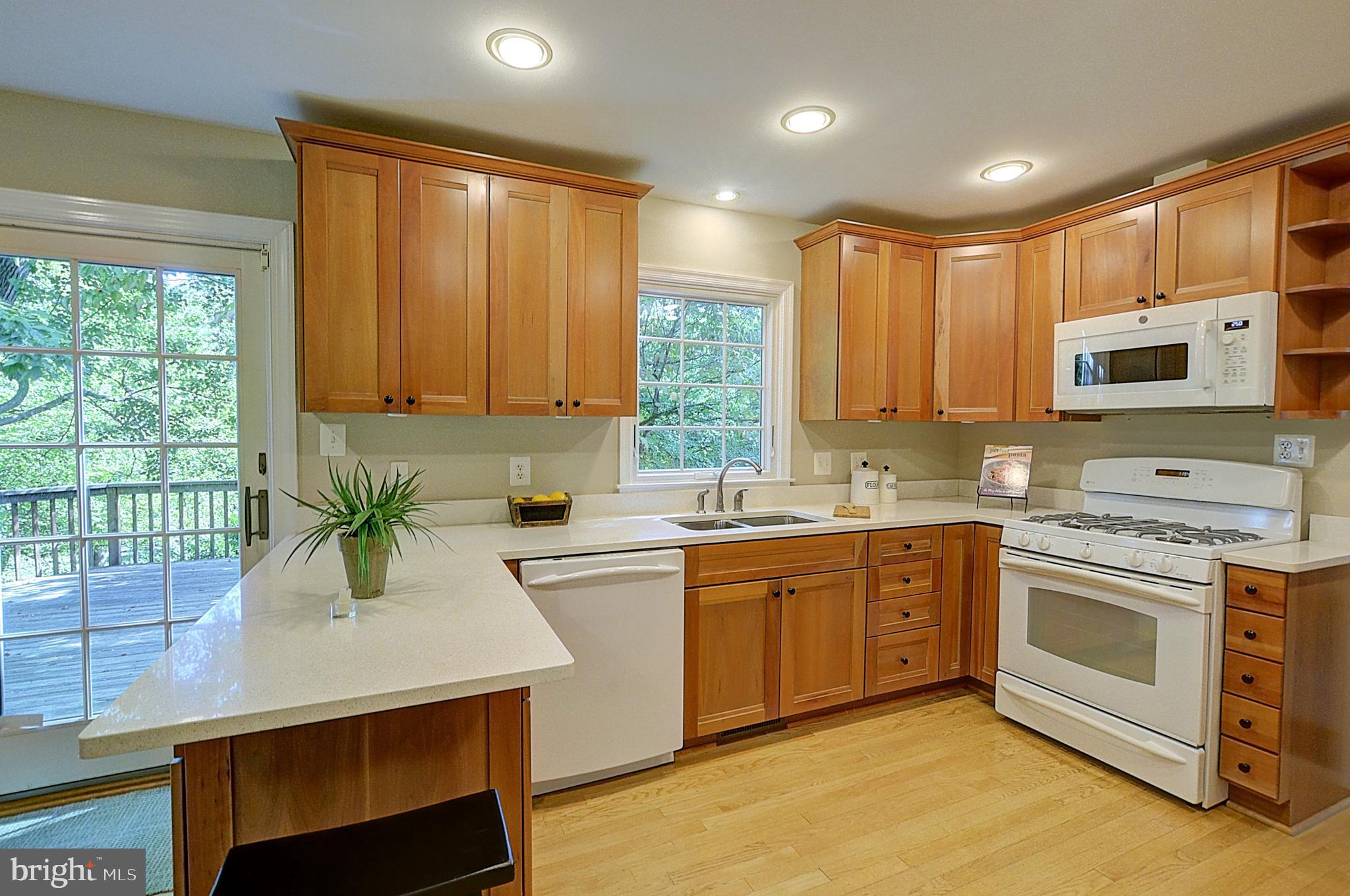 VILLAGE OF LONG REACH - Residential