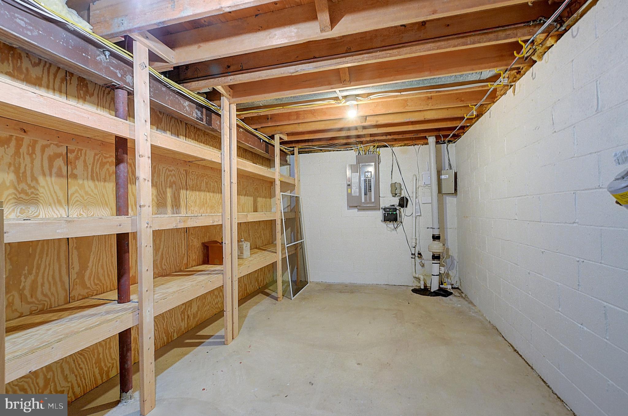 VILLAGE OF LONG REACH - Residential