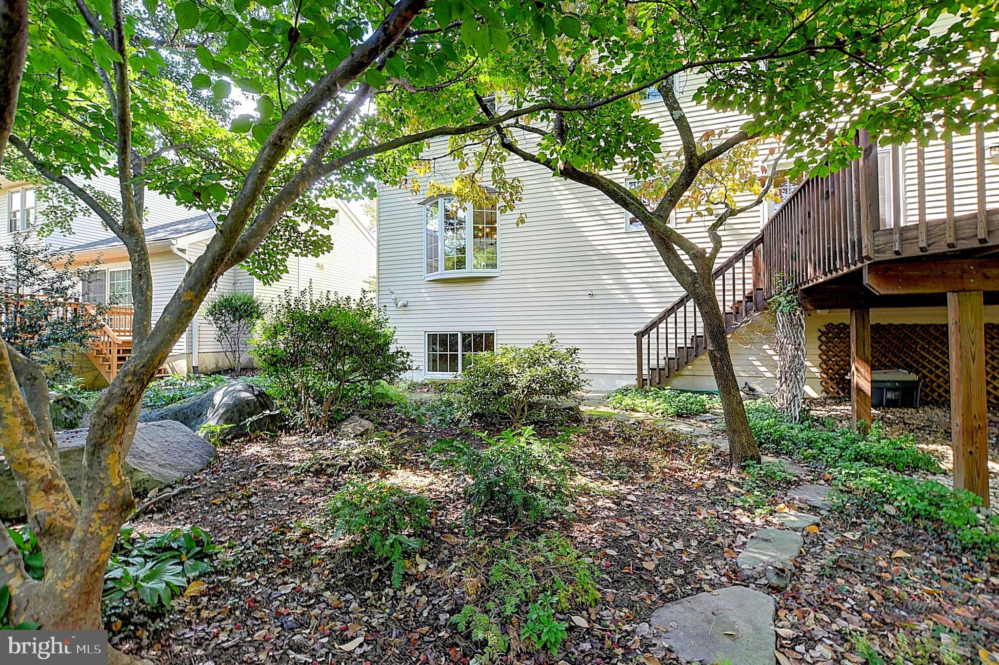 VILLAGE OF LONG REACH - Residential