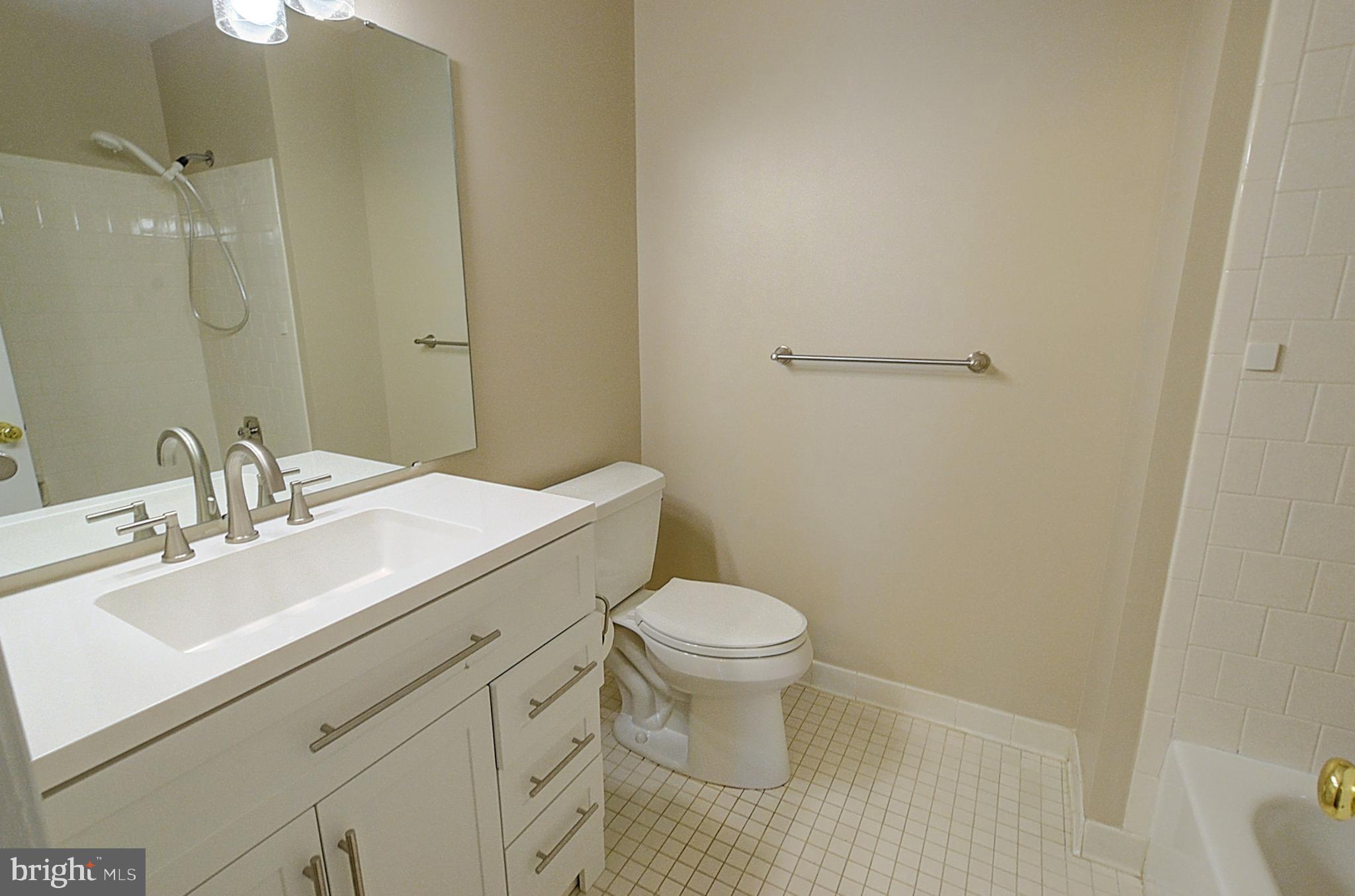 VILLAGE OF LONG REACH - Residential