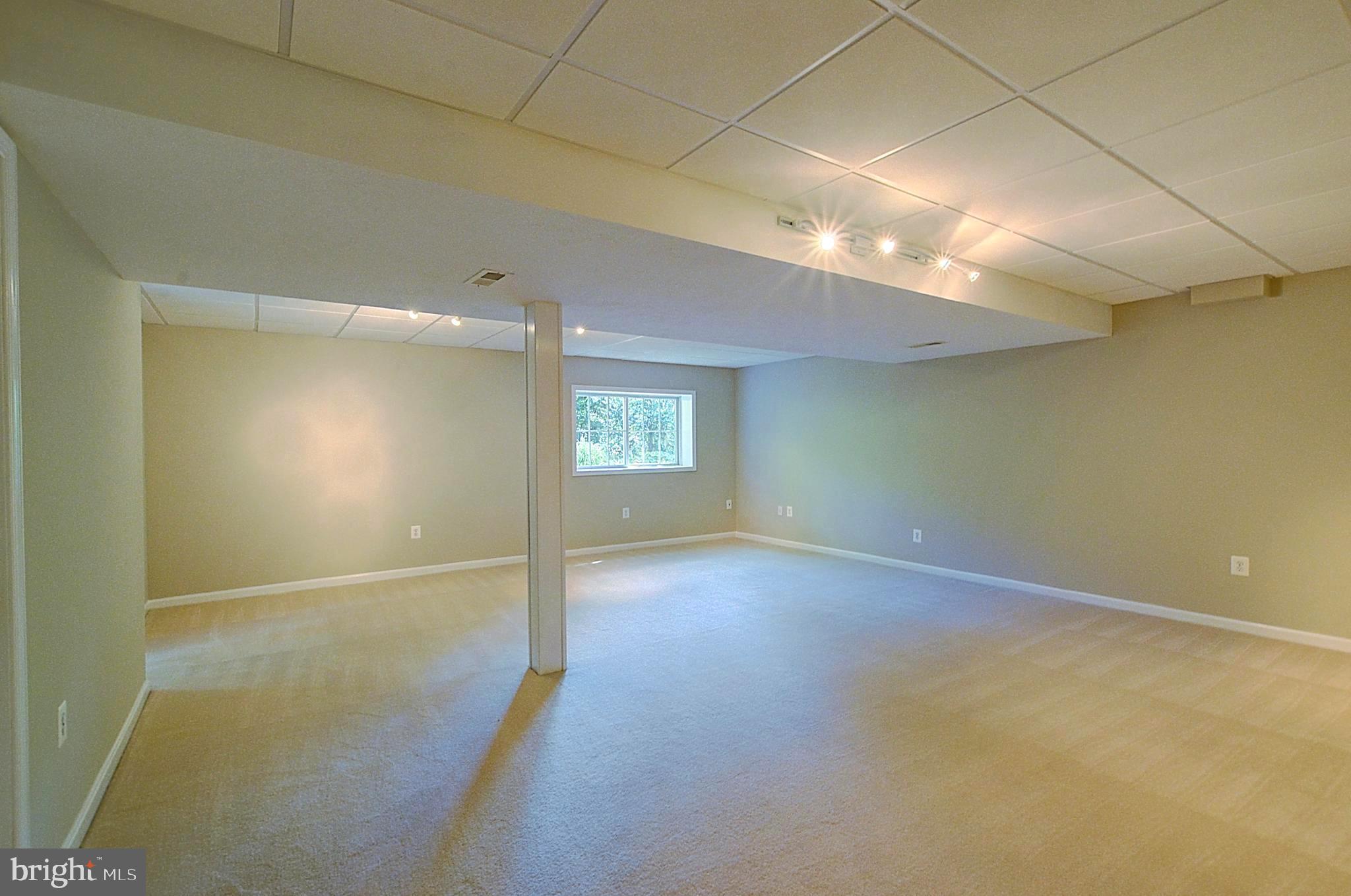 VILLAGE OF LONG REACH - Residential