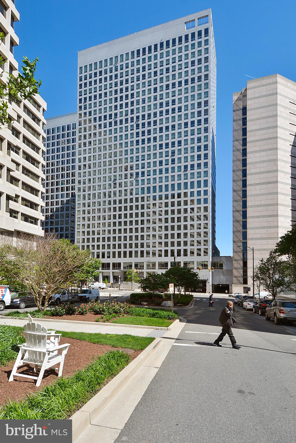 THE WATERVIEW - Residential