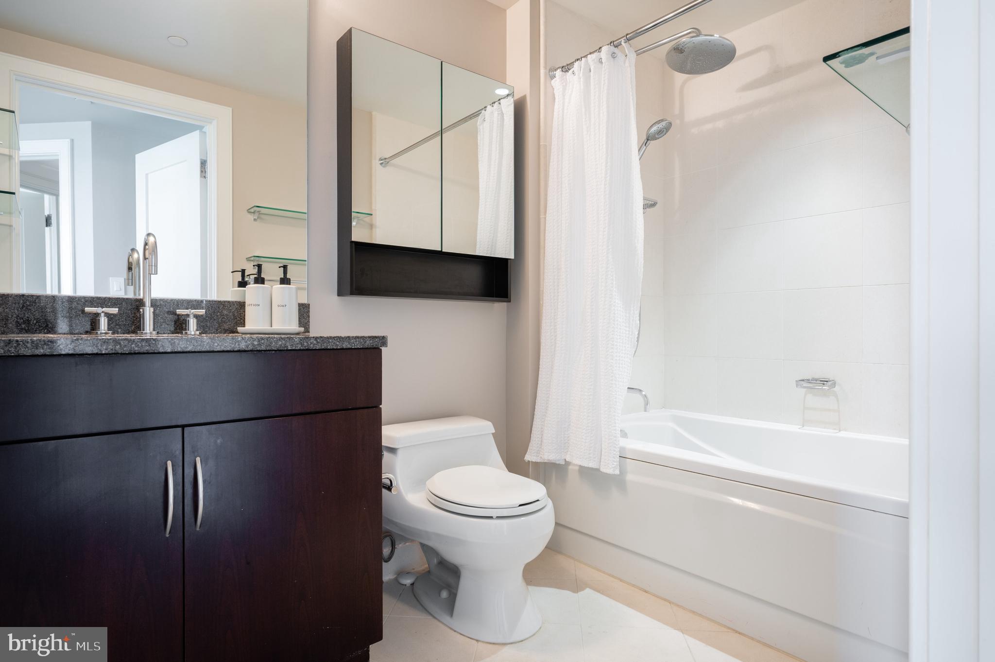 THE WATERVIEW - Residential