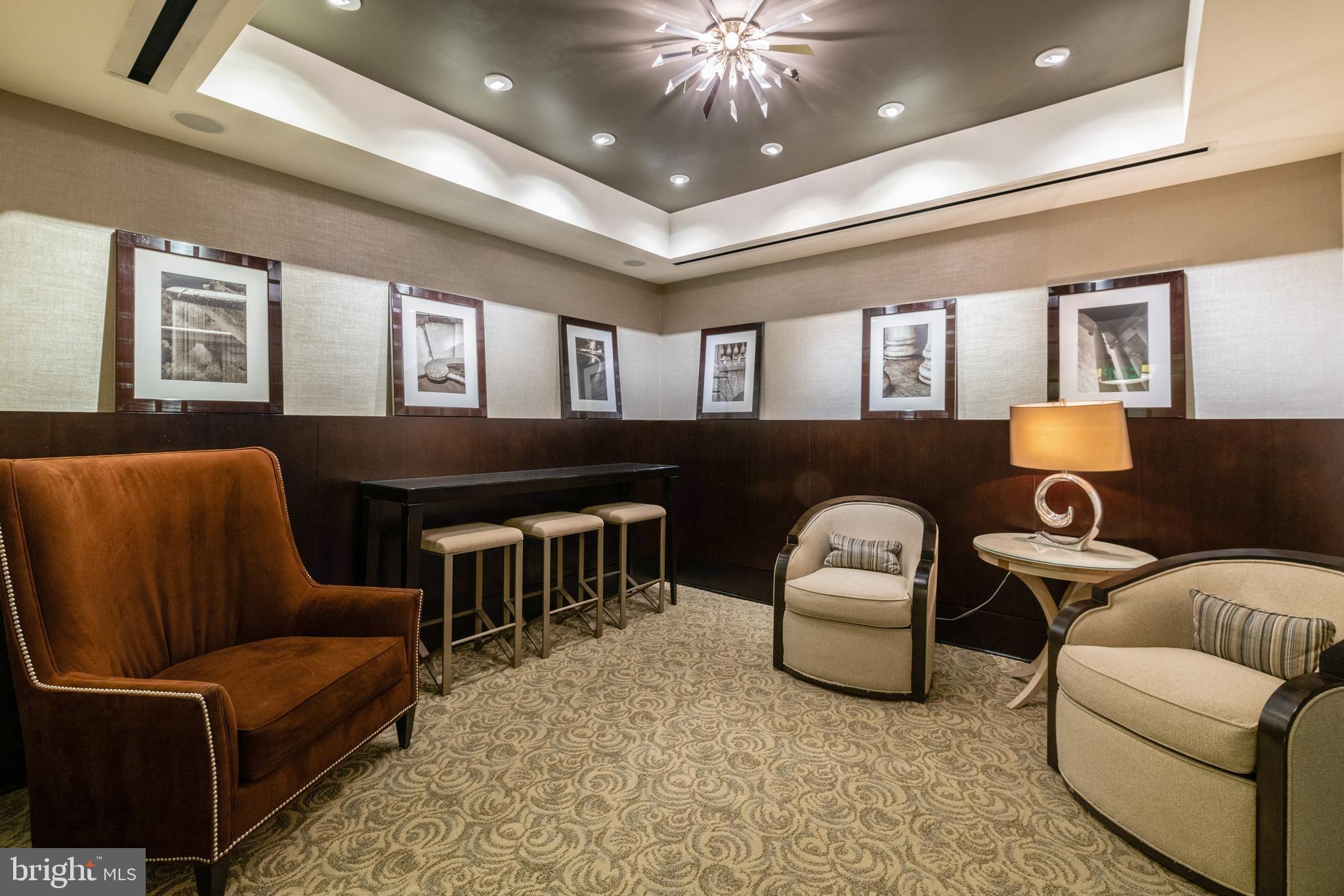 THE WATERVIEW - Residential