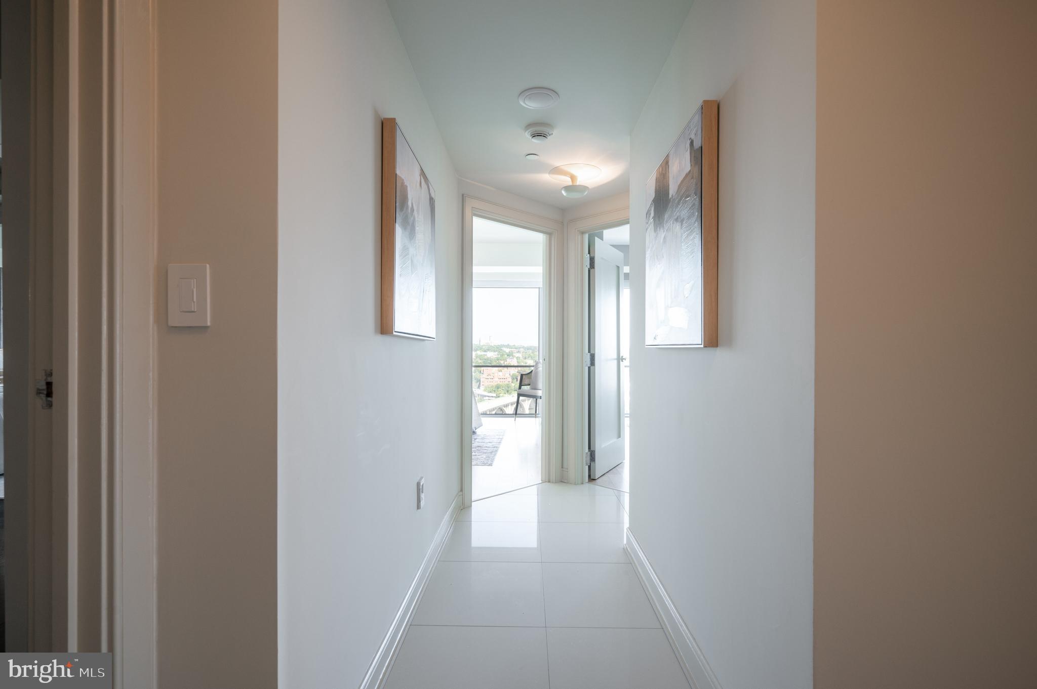 THE WATERVIEW - Residential