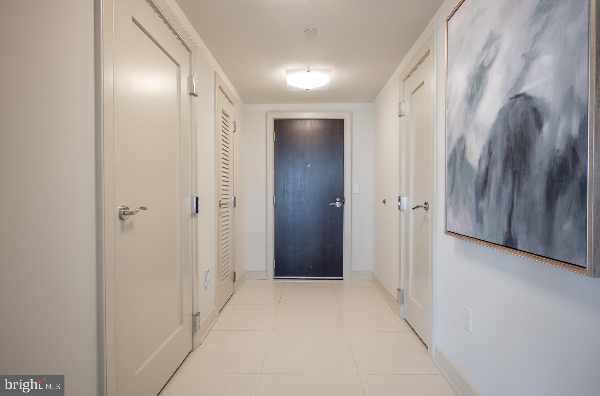 THE WATERVIEW - Residential