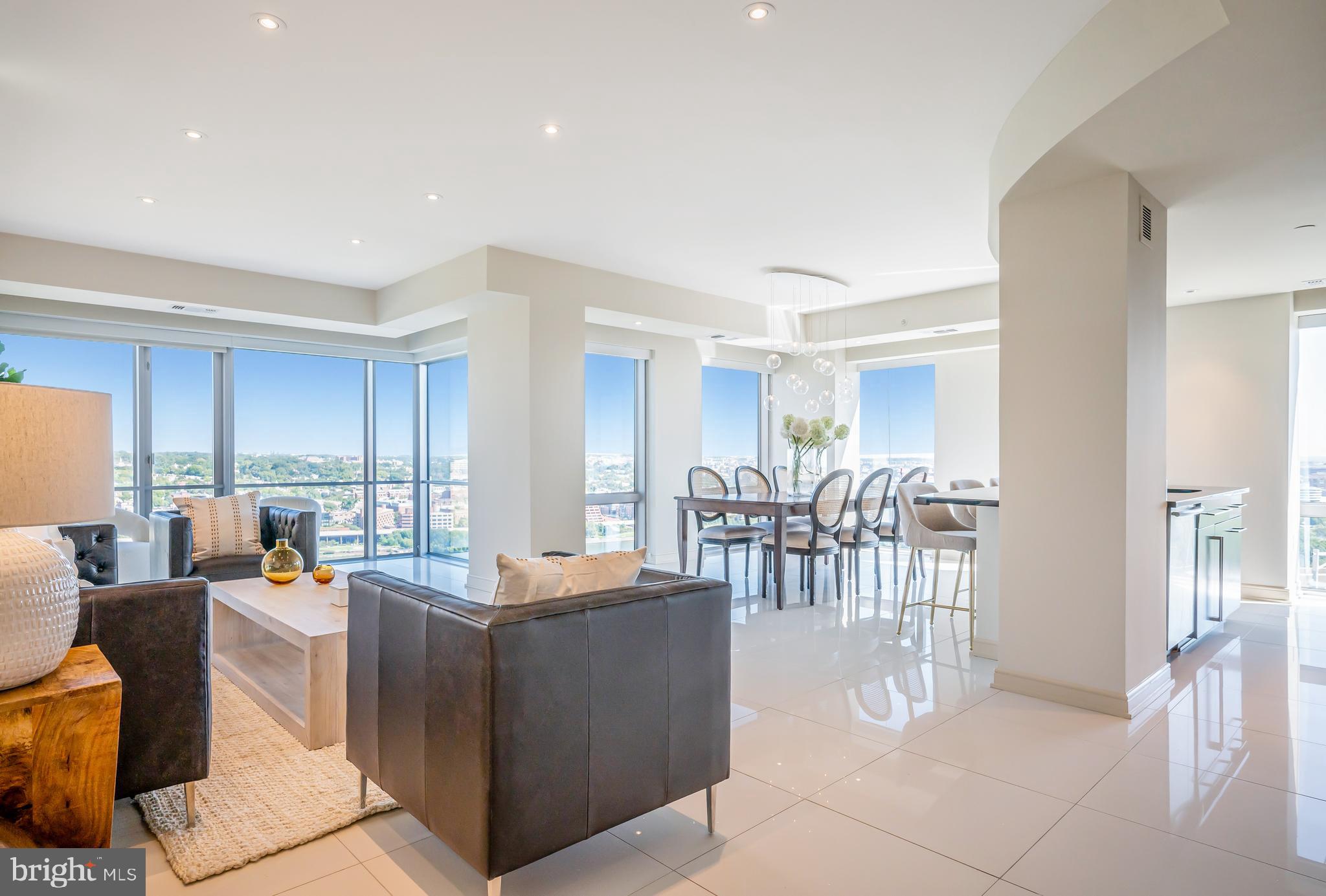 THE WATERVIEW - Residential