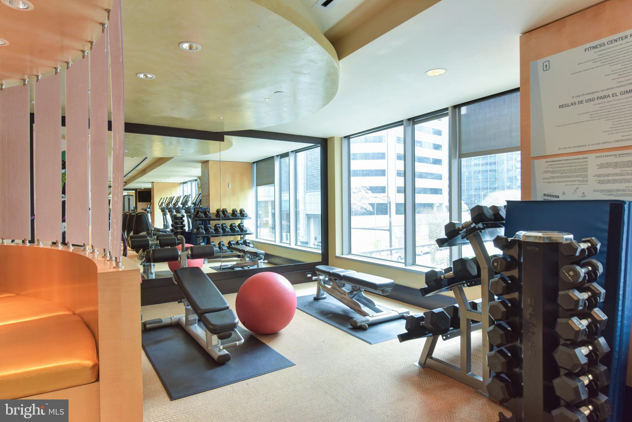 THE WATERVIEW - Residential