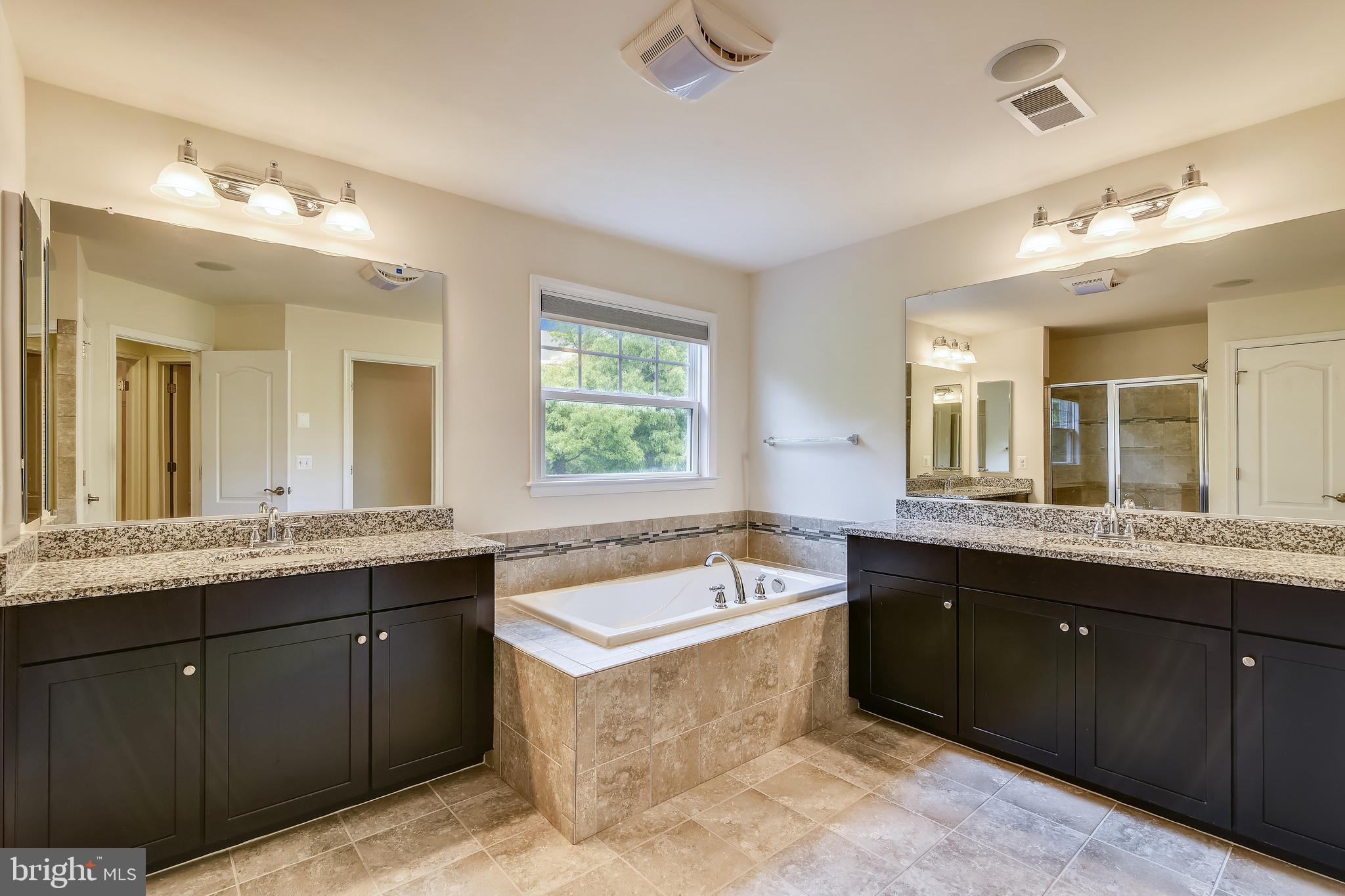 STONE RIDGE - Residential