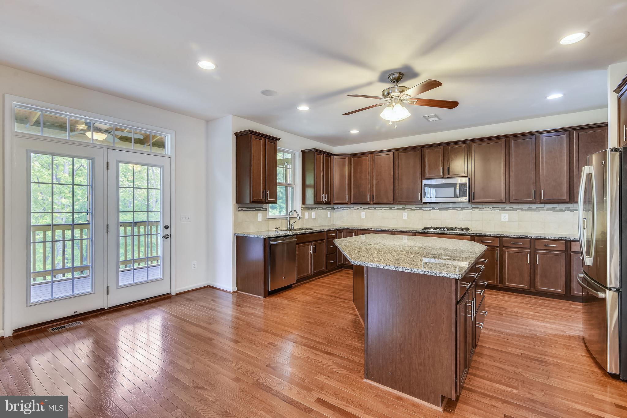 STONE RIDGE - Residential