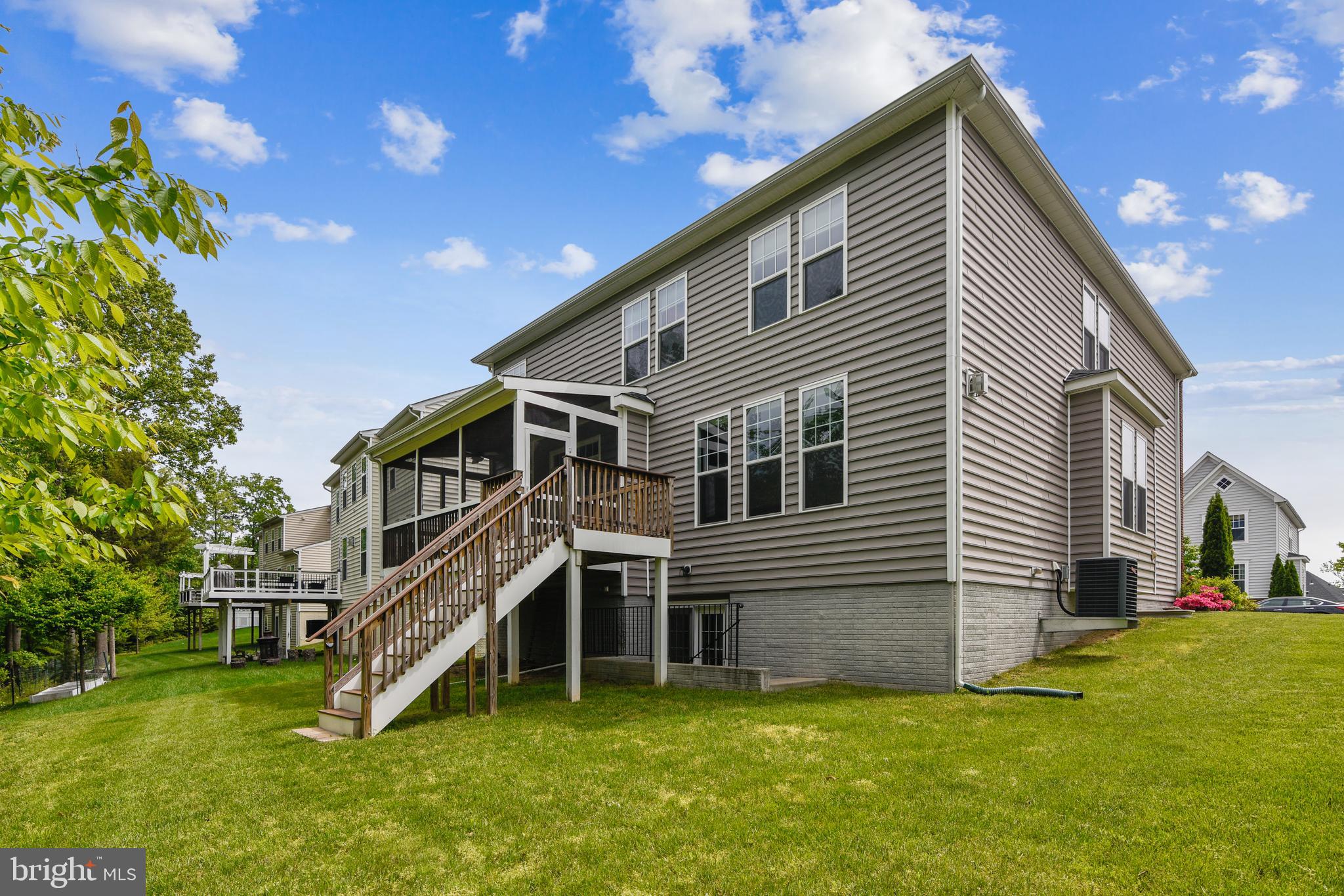 STONE RIDGE - Residential