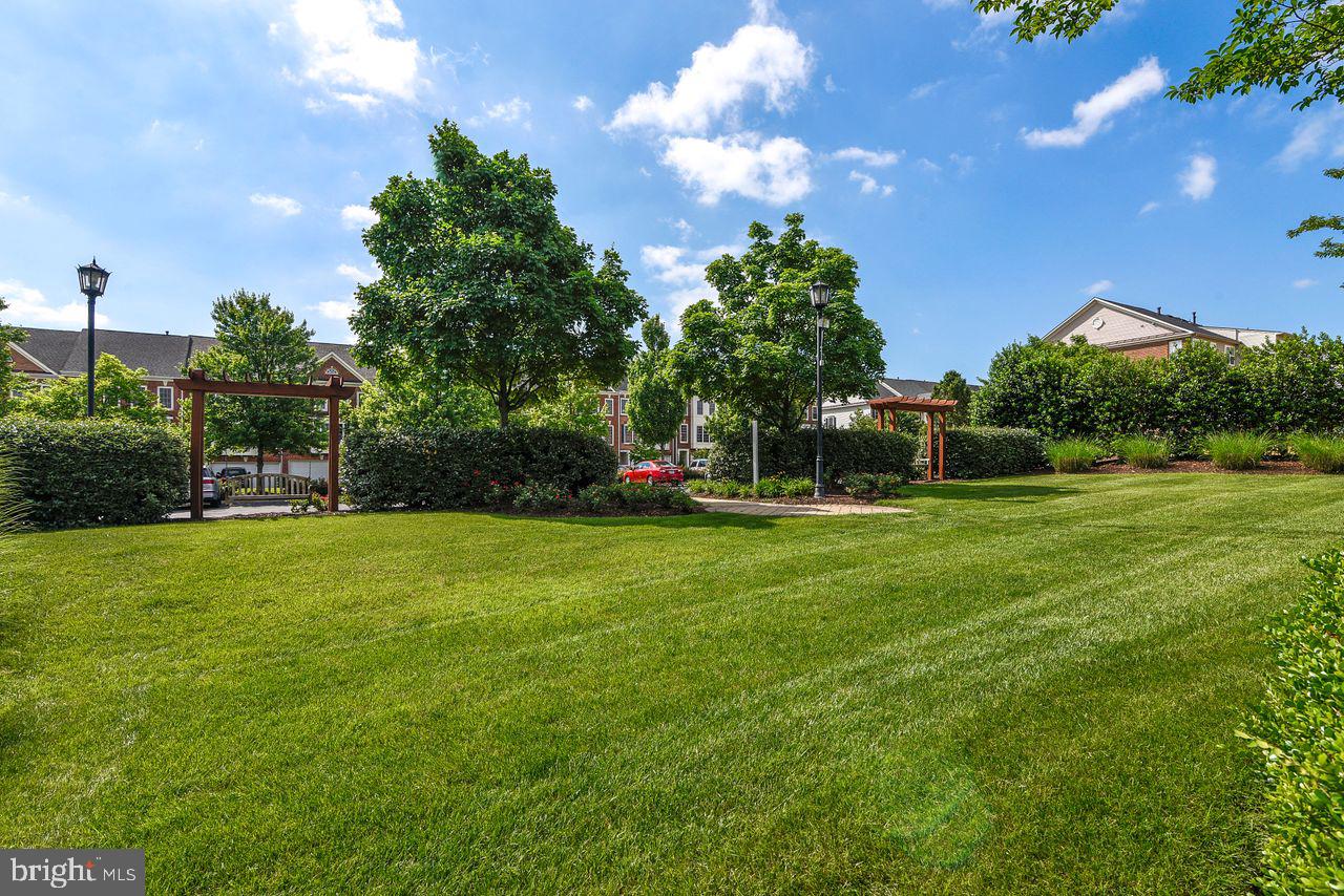 STONE RIDGE - Residential