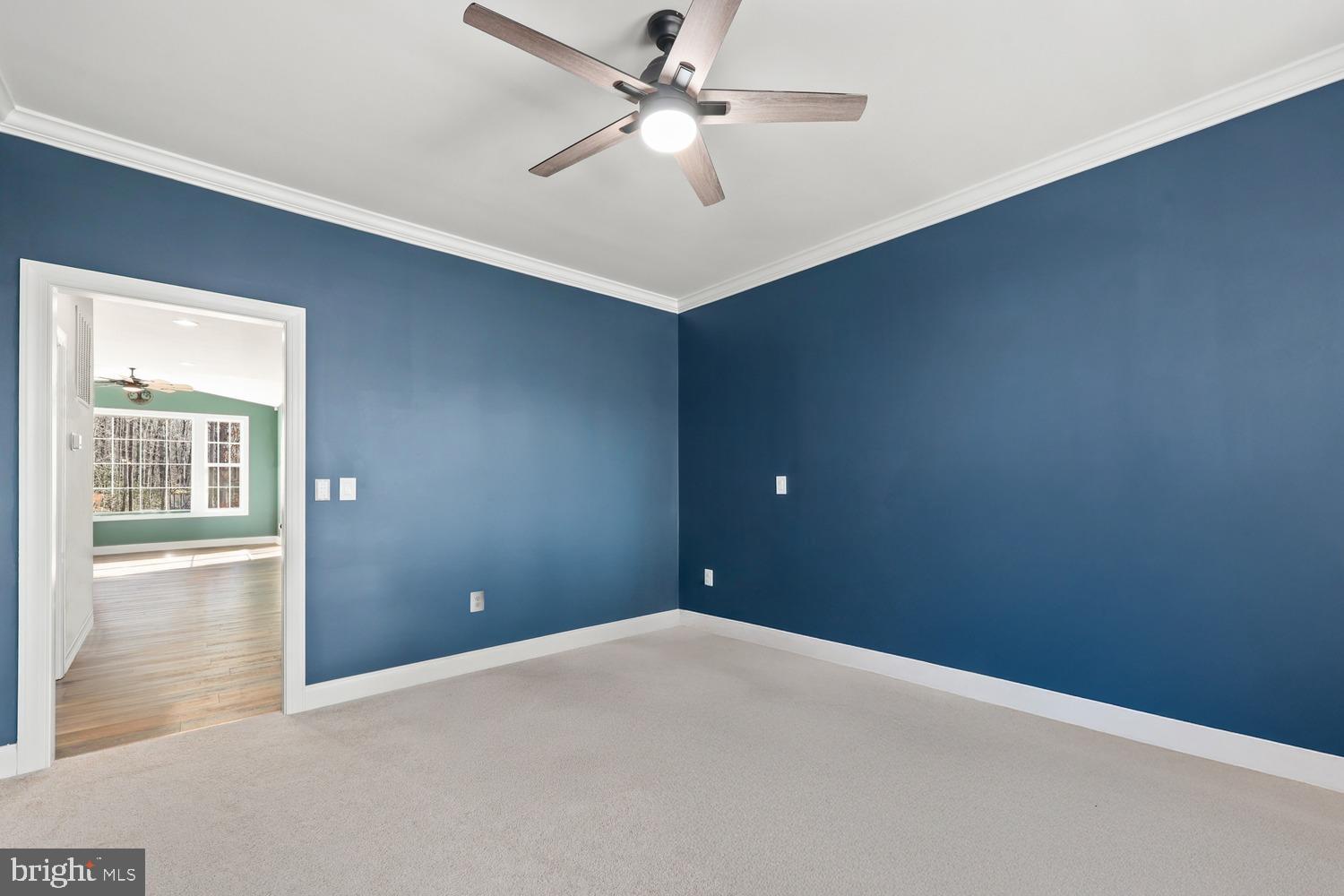 SHERWOOD ON THE RIVER - Residential