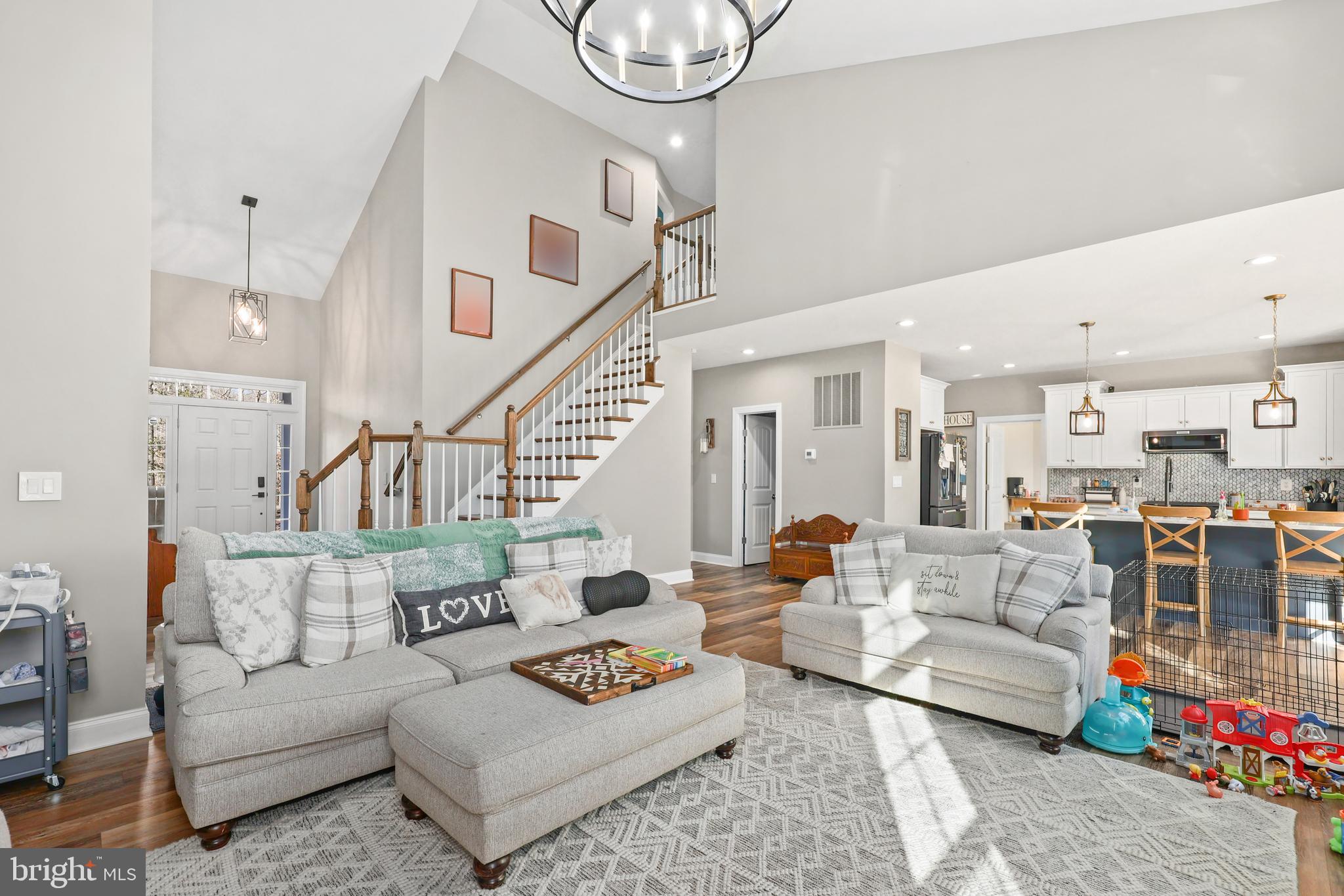 SHERWOOD ON THE RIVER - Residential