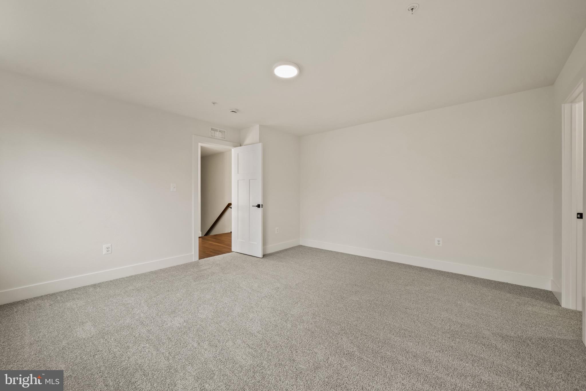 TURF VALLEY - Residential