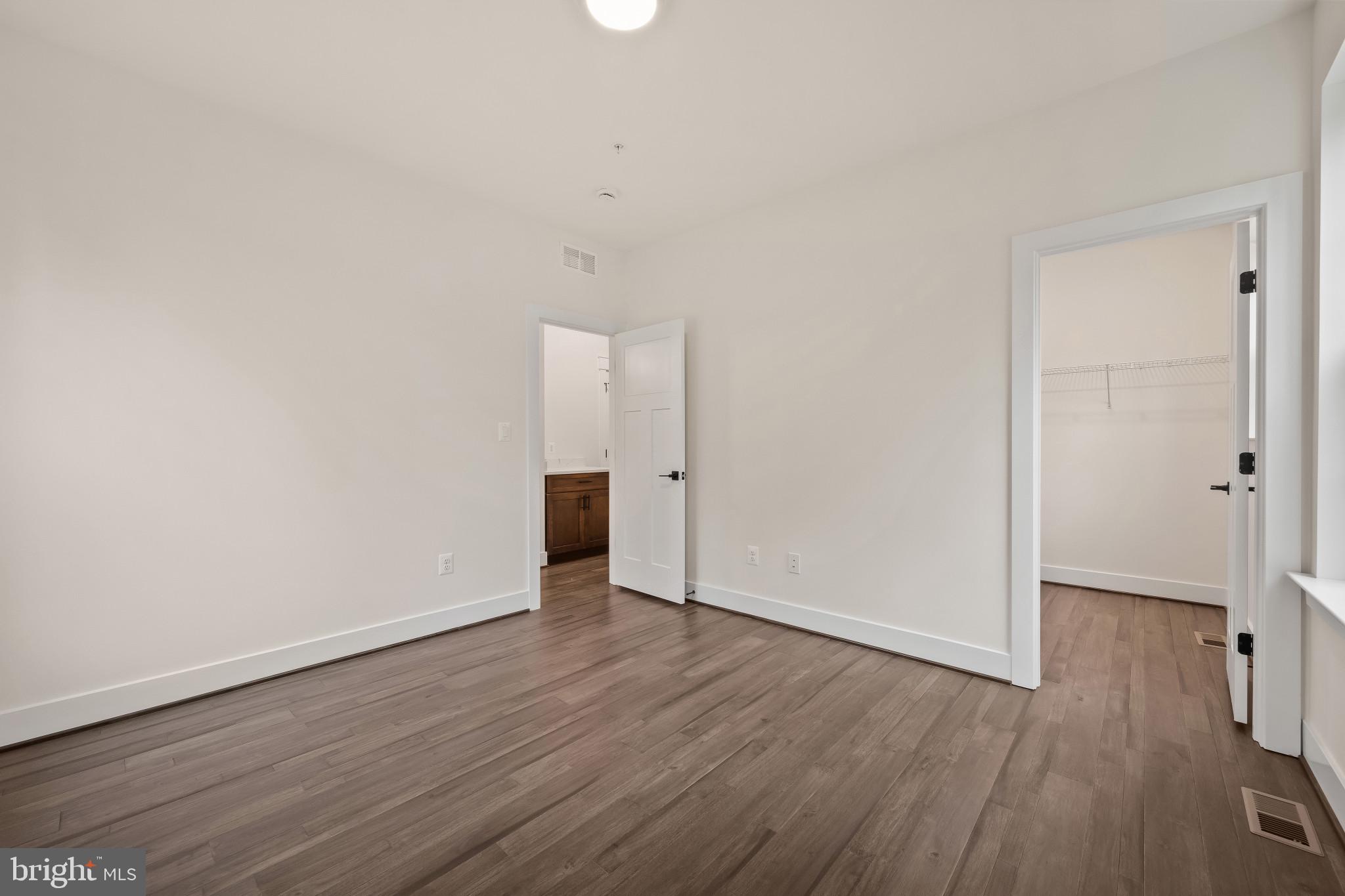 TURF VALLEY - Residential