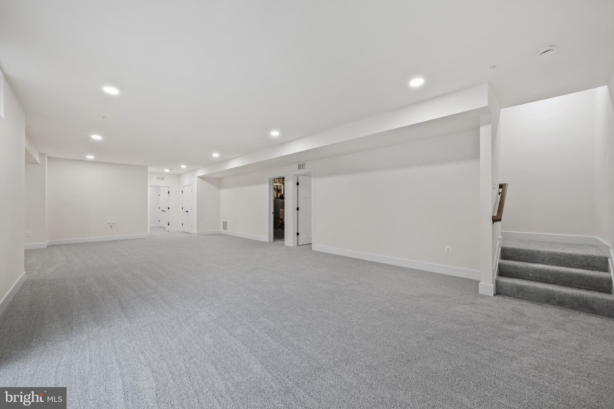 TURF VALLEY - Residential