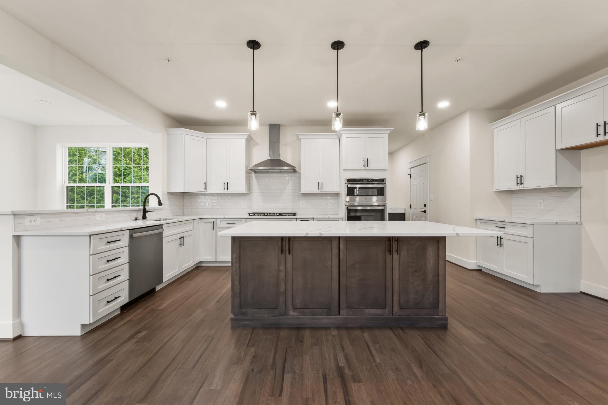 TURF VALLEY - Residential