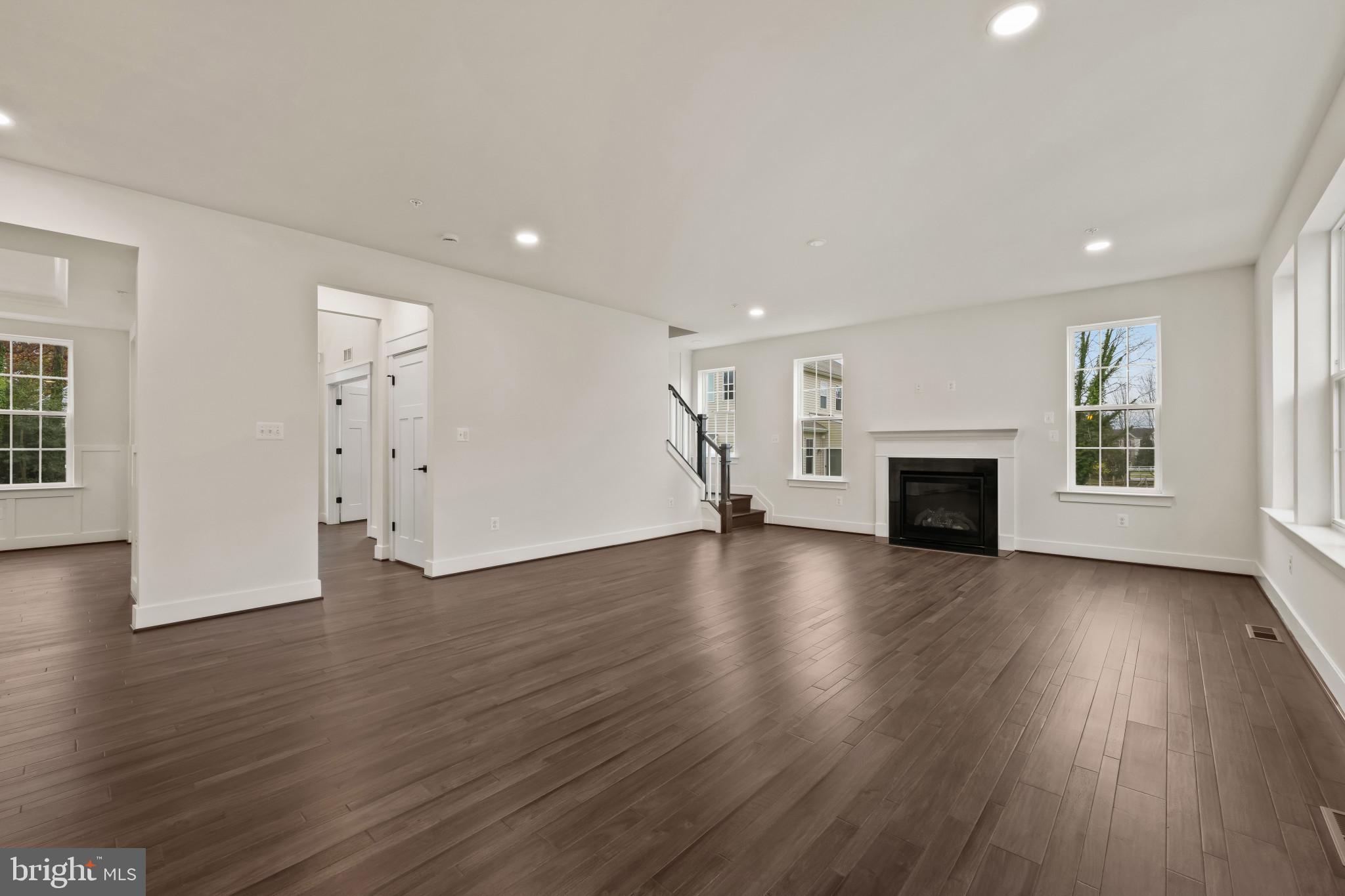 TURF VALLEY - Residential