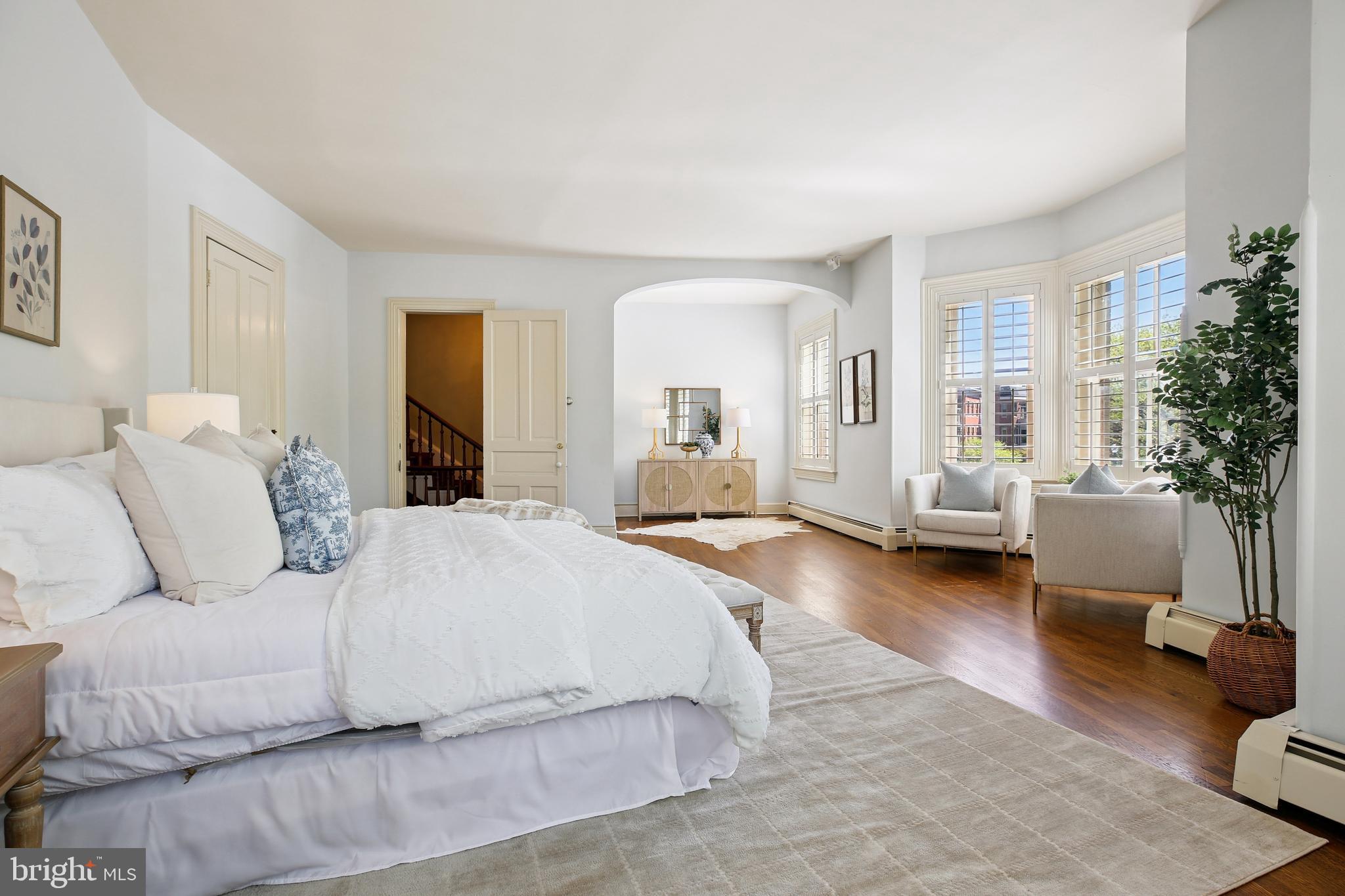 LOGAN CIRCLE - Residential