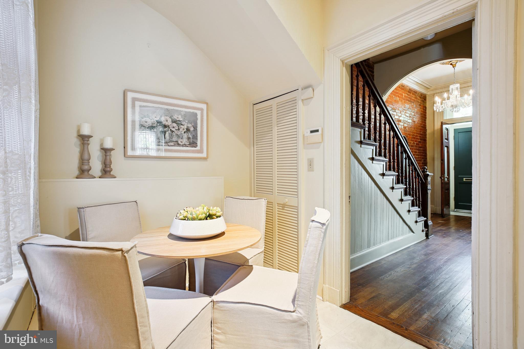 LOGAN CIRCLE - Residential