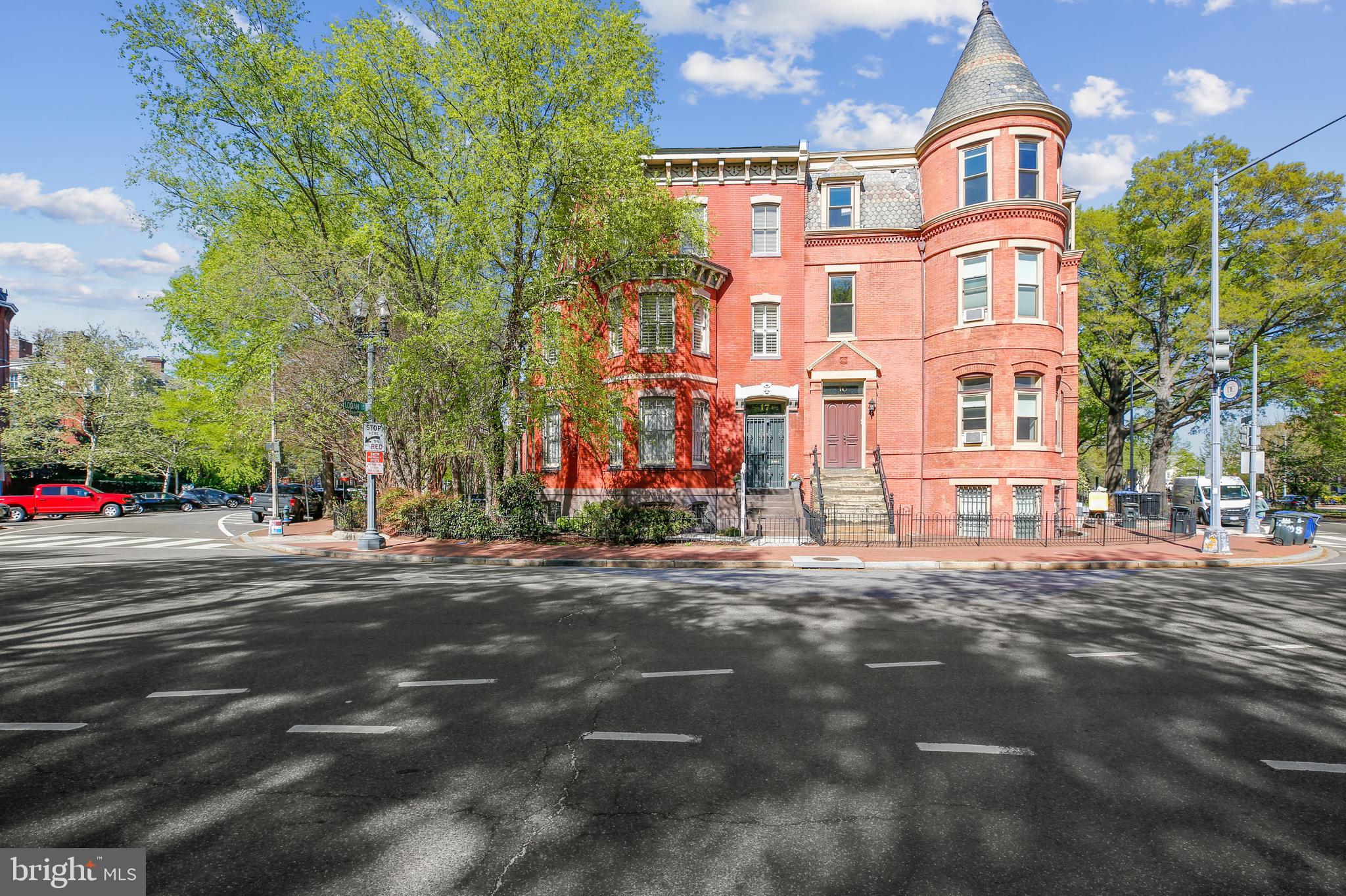 LOGAN CIRCLE - Residential
