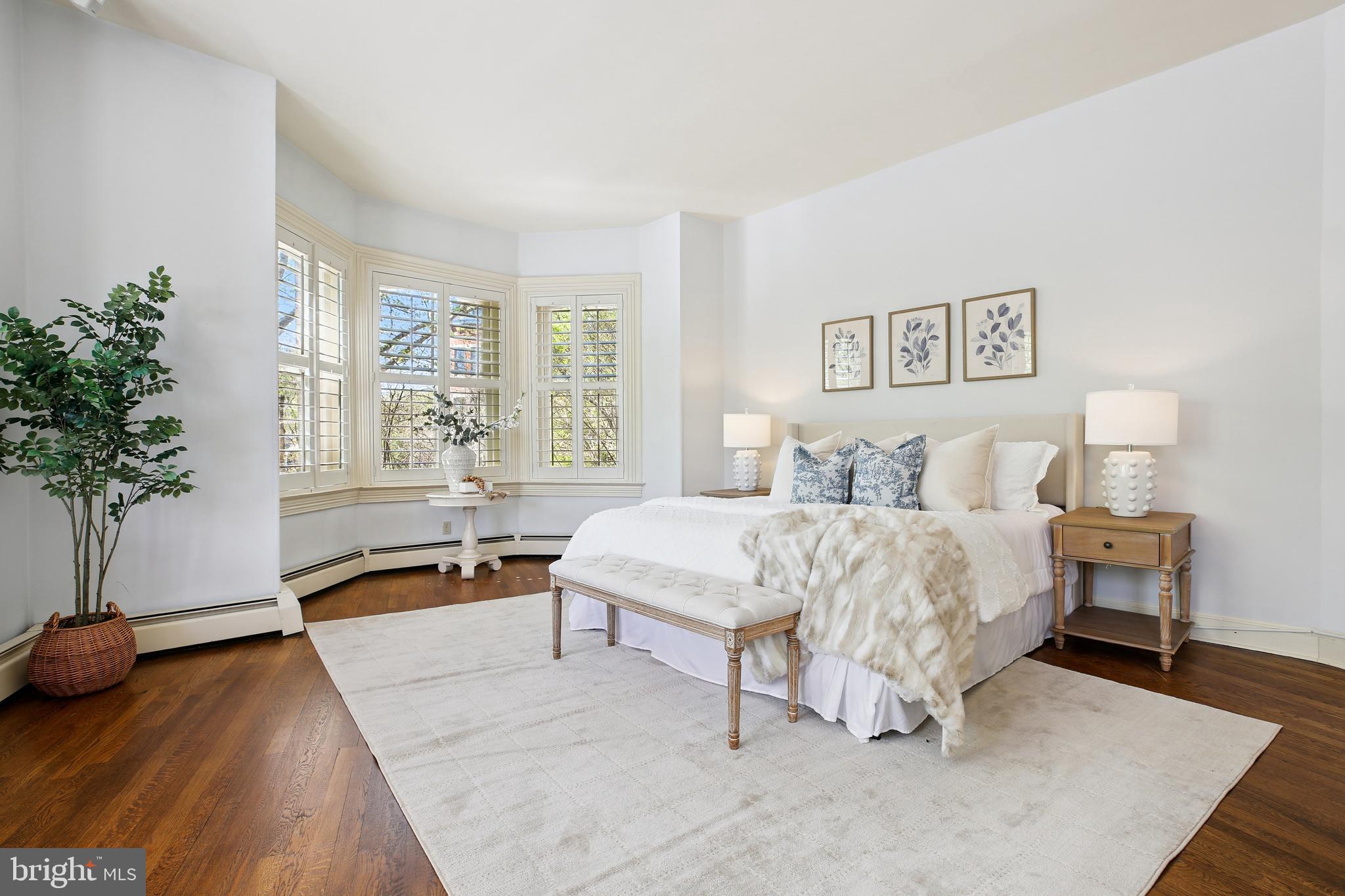 LOGAN CIRCLE - Residential