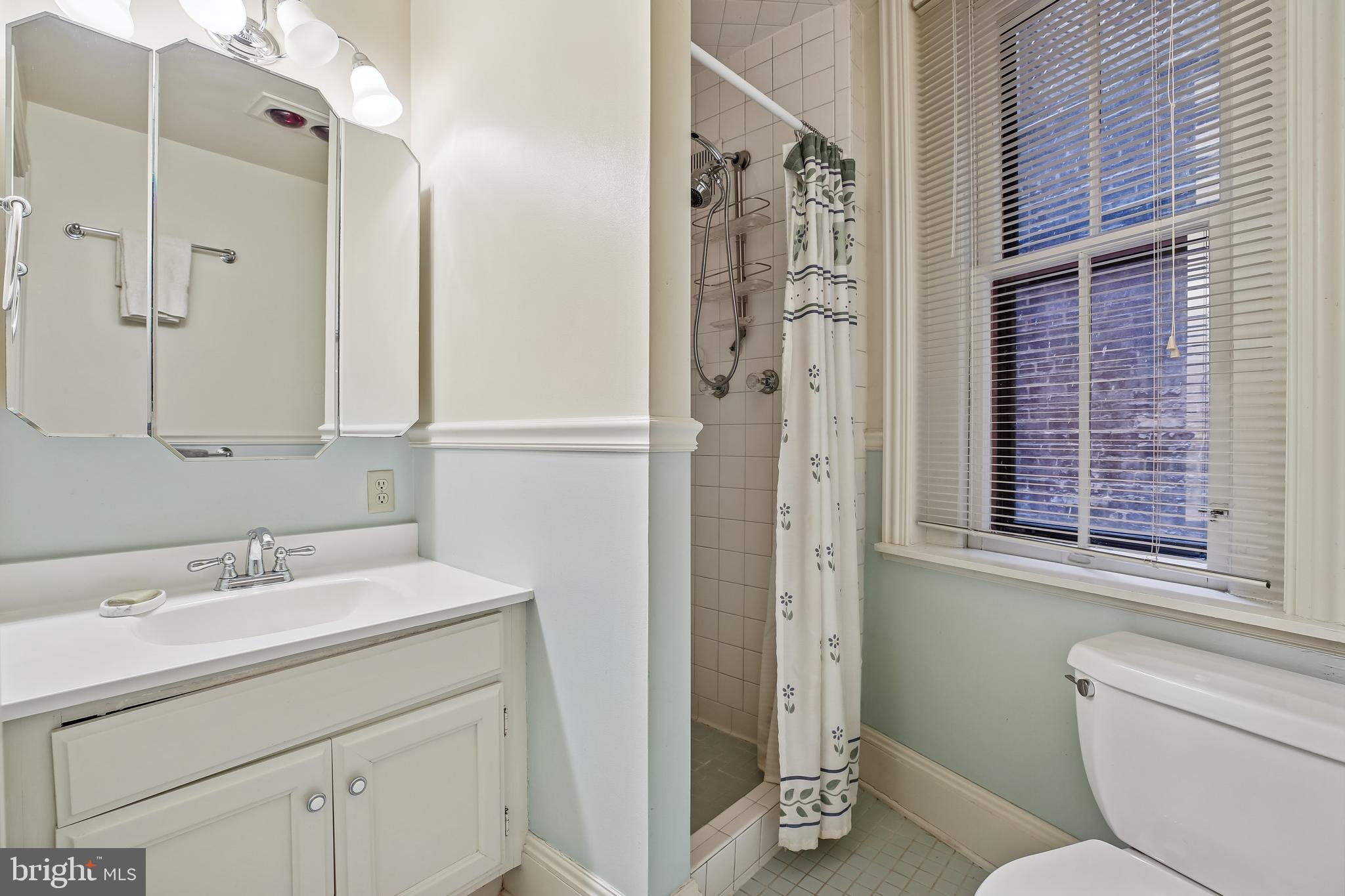LOGAN CIRCLE - Residential