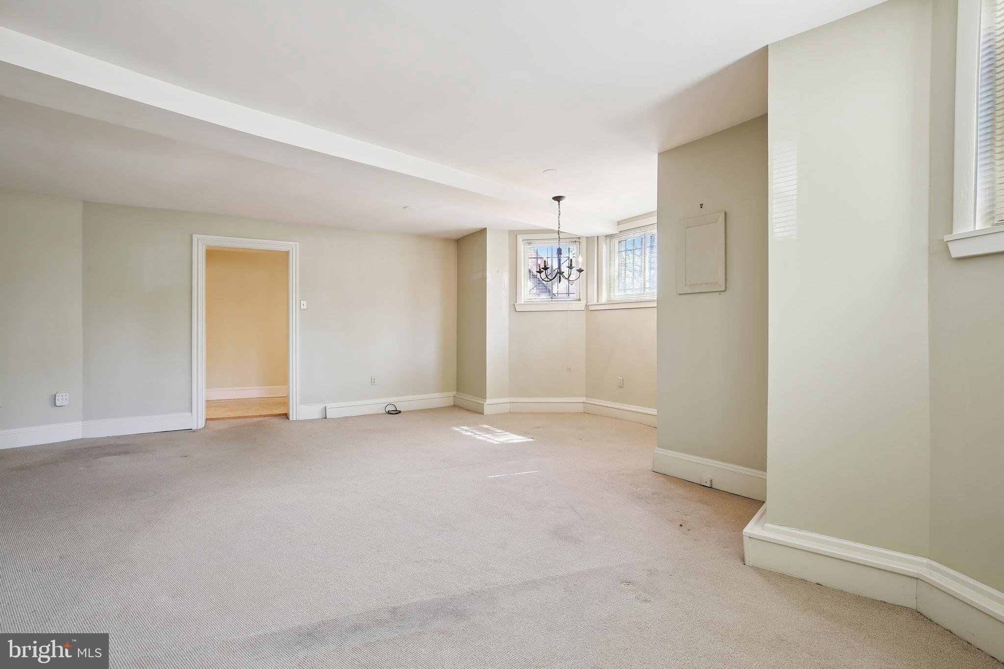 LOGAN CIRCLE - Residential