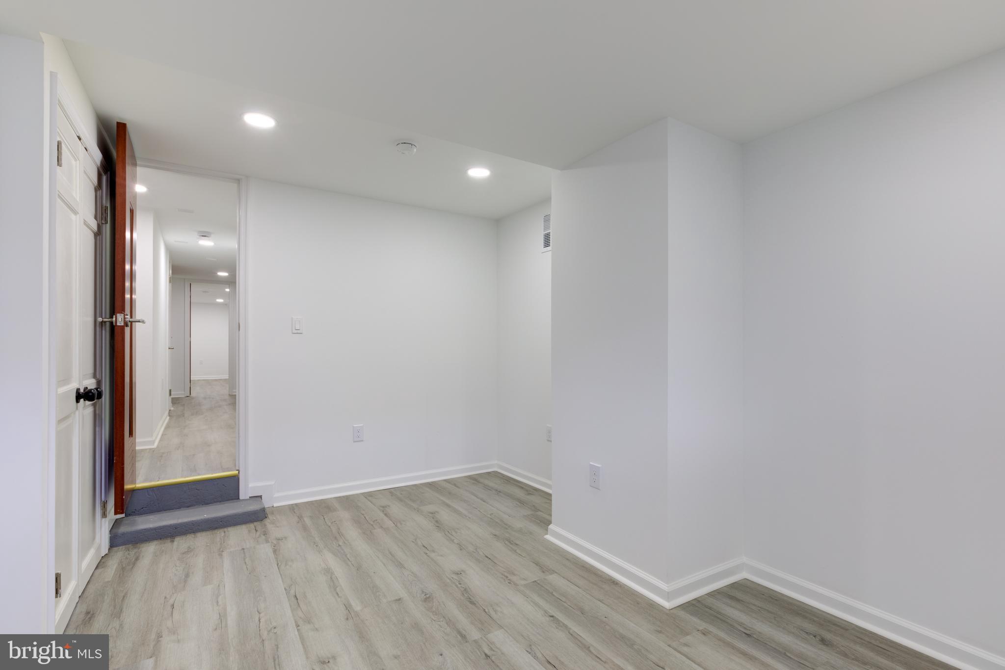 WEST PHILADELPHIA - Residential