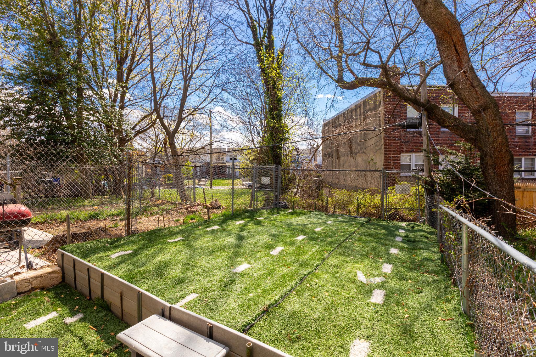 WEST PHILADELPHIA - Residential