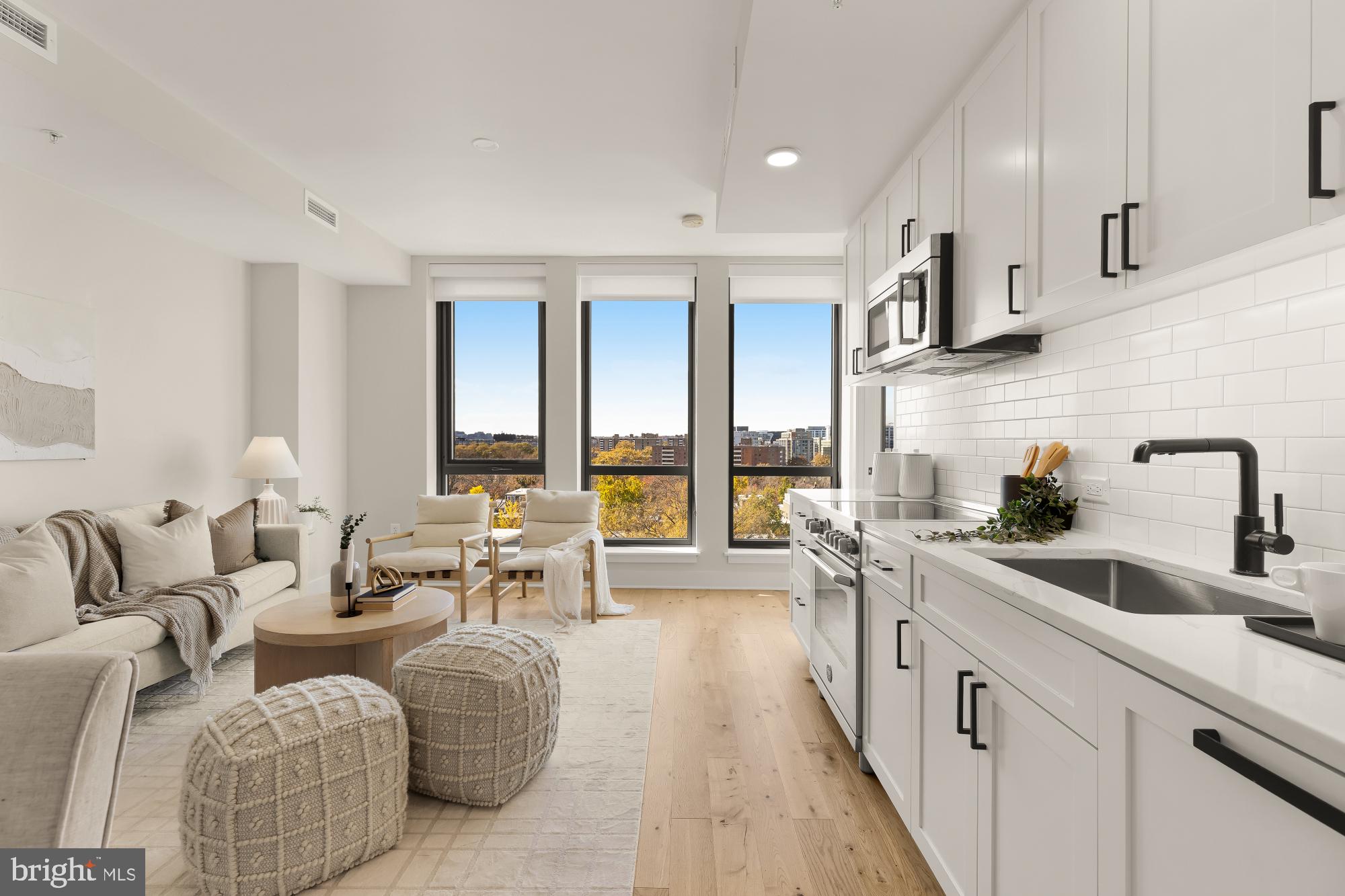 1211 VAN STREET SE 718