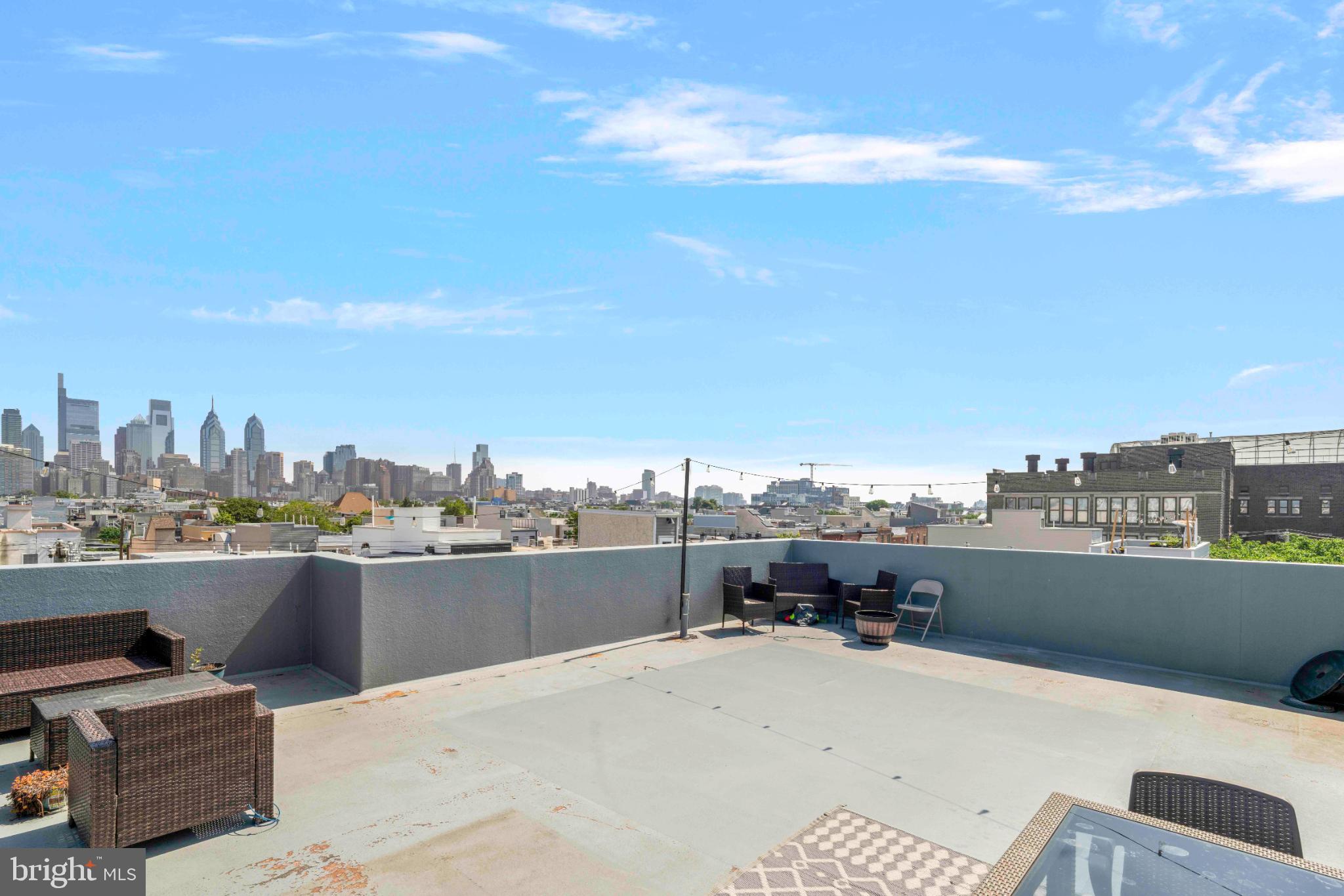 POINT BREEZE - Residential Income