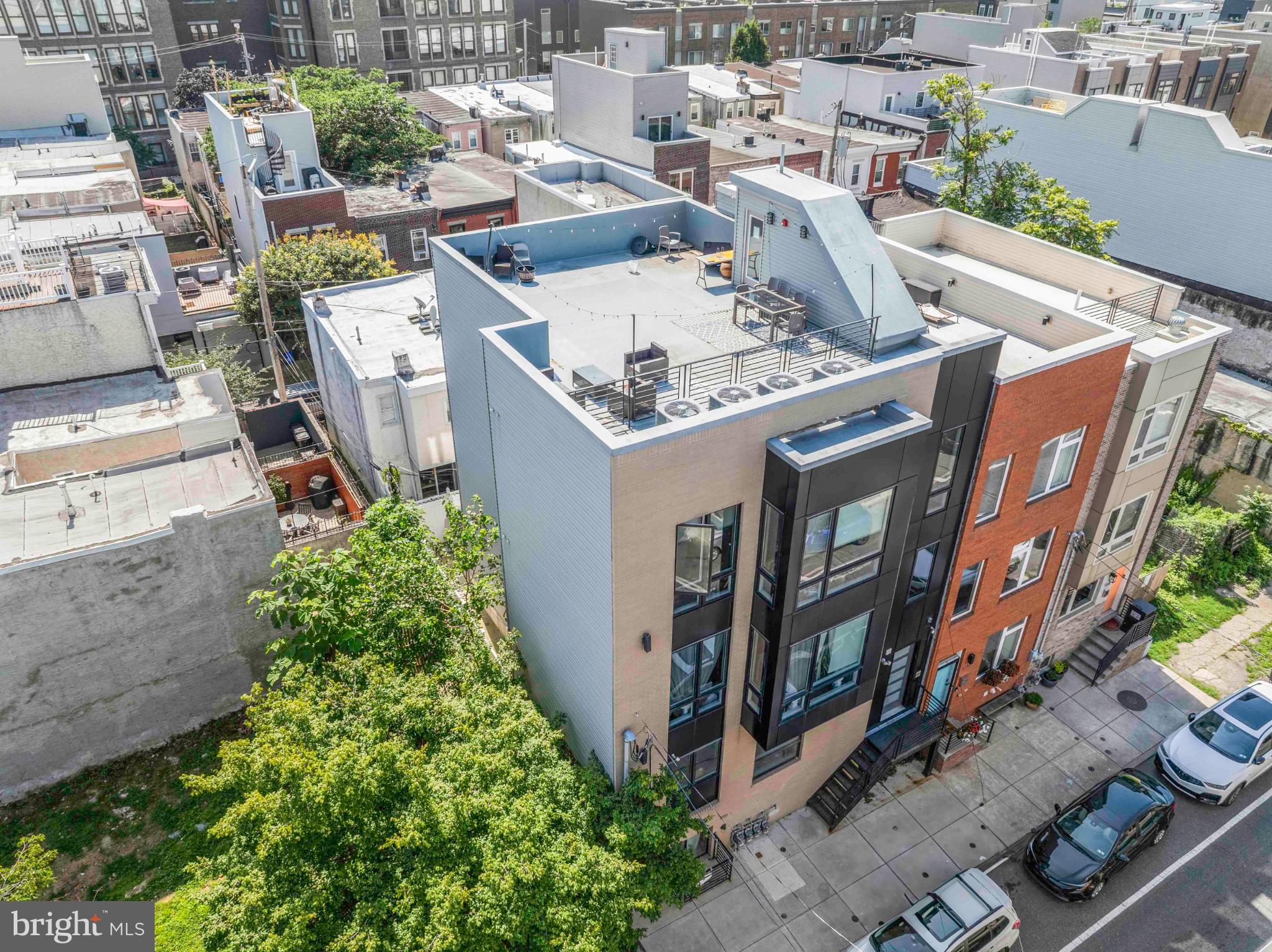 POINT BREEZE - Residential Income