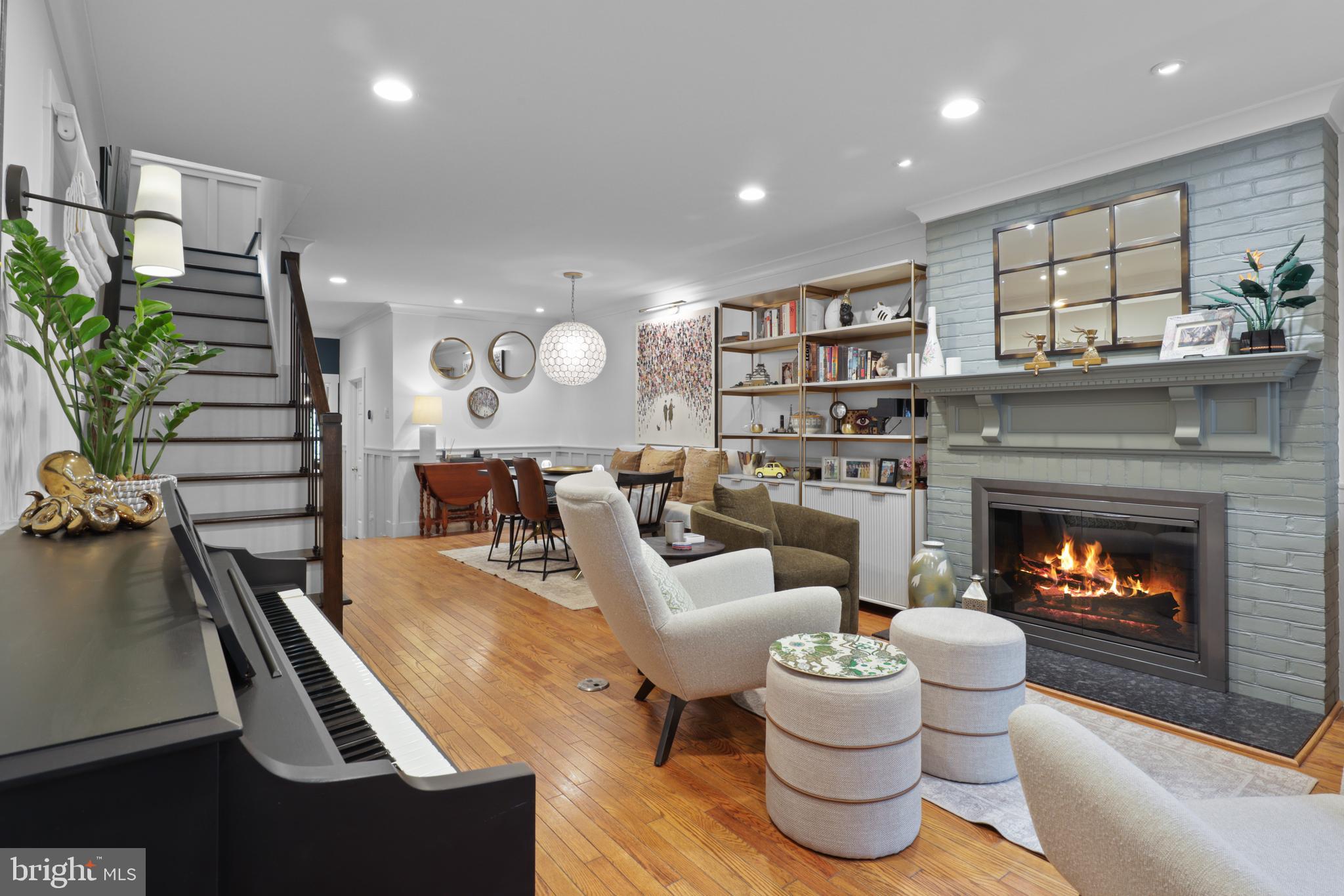 1124 PRINCE STREET