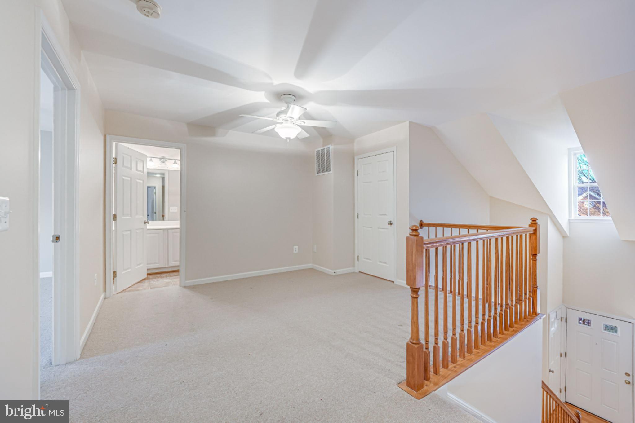 VILLAS AT THE RIDGES - Residential