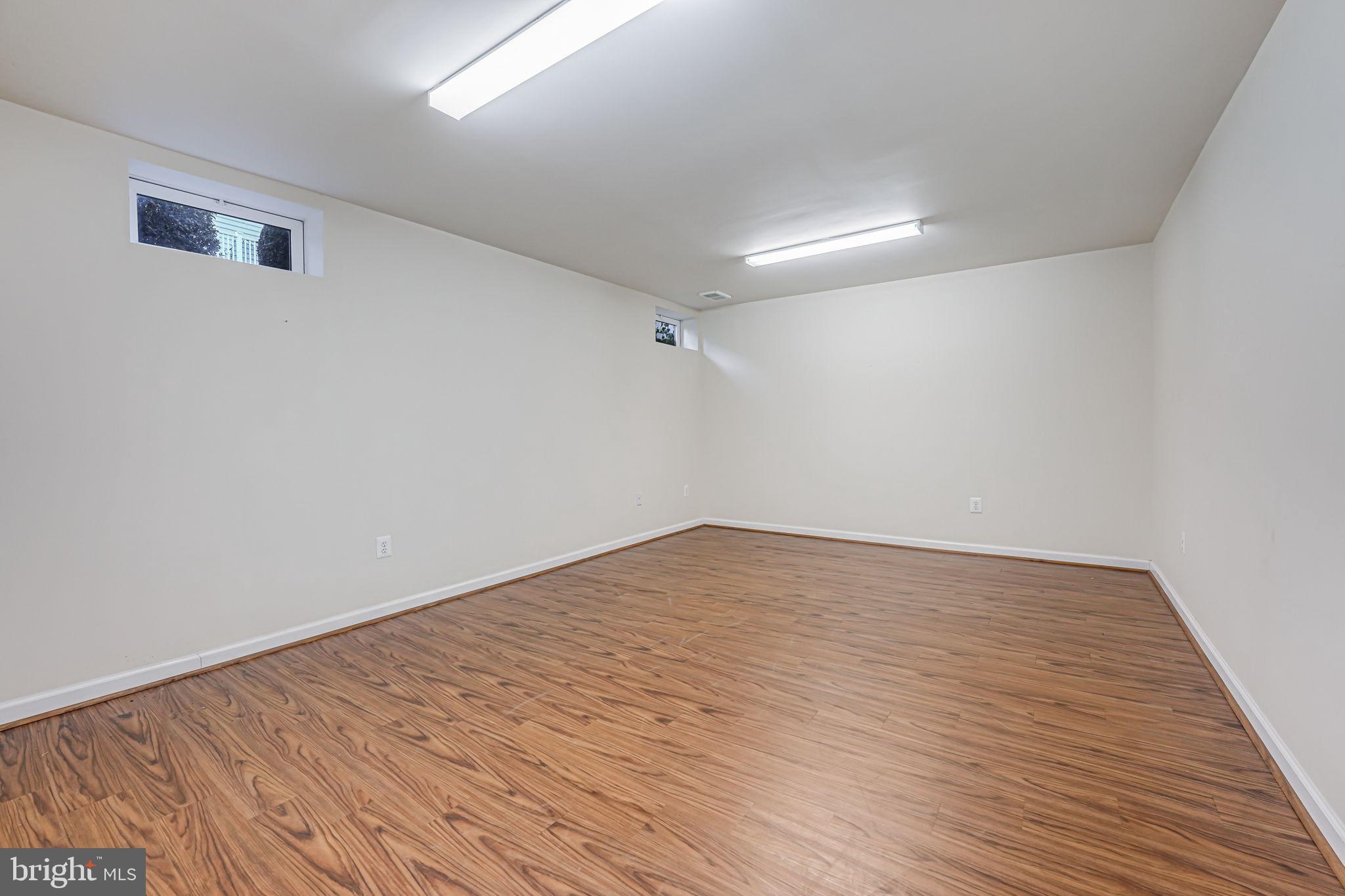 VILLAS AT THE RIDGES - Residential