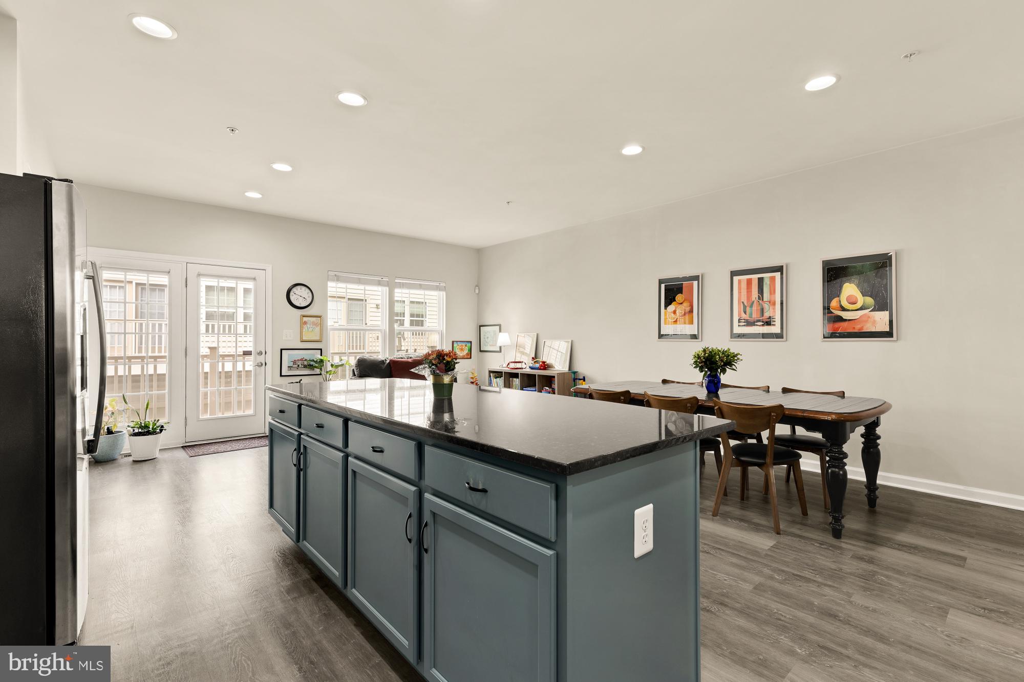 GREENBELT STATION - Residential