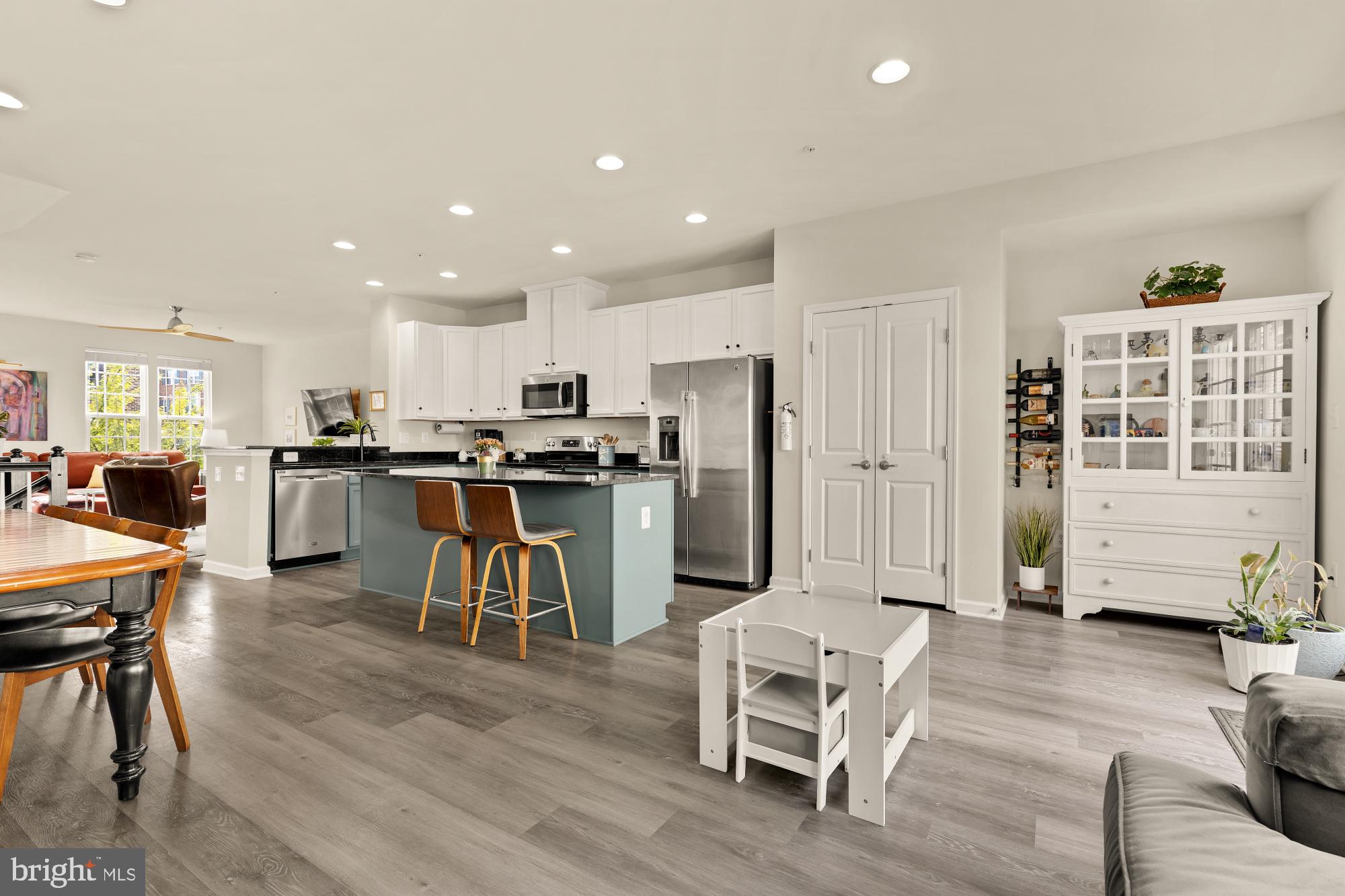 GREENBELT STATION - Residential