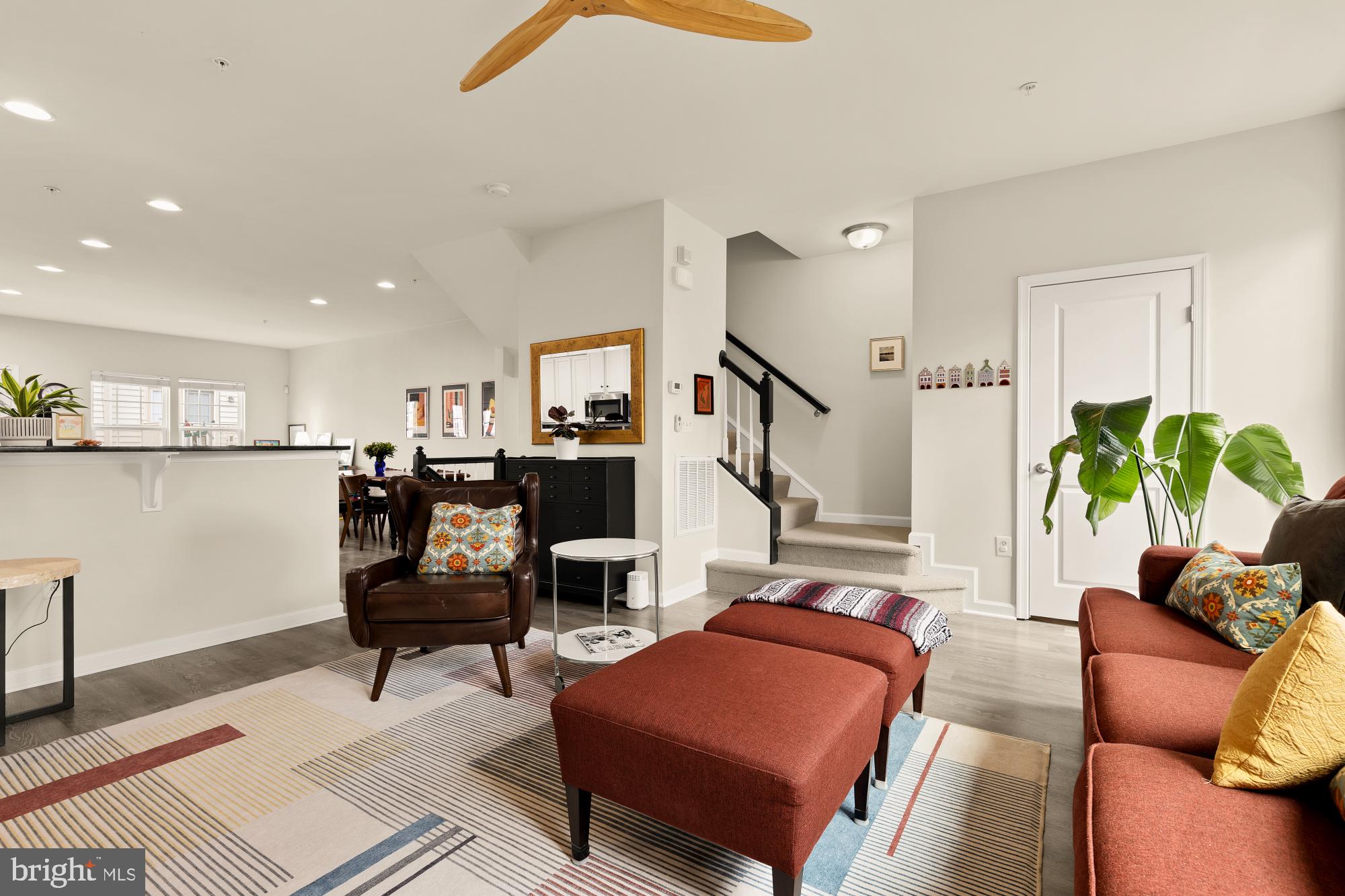 GREENBELT STATION - Residential