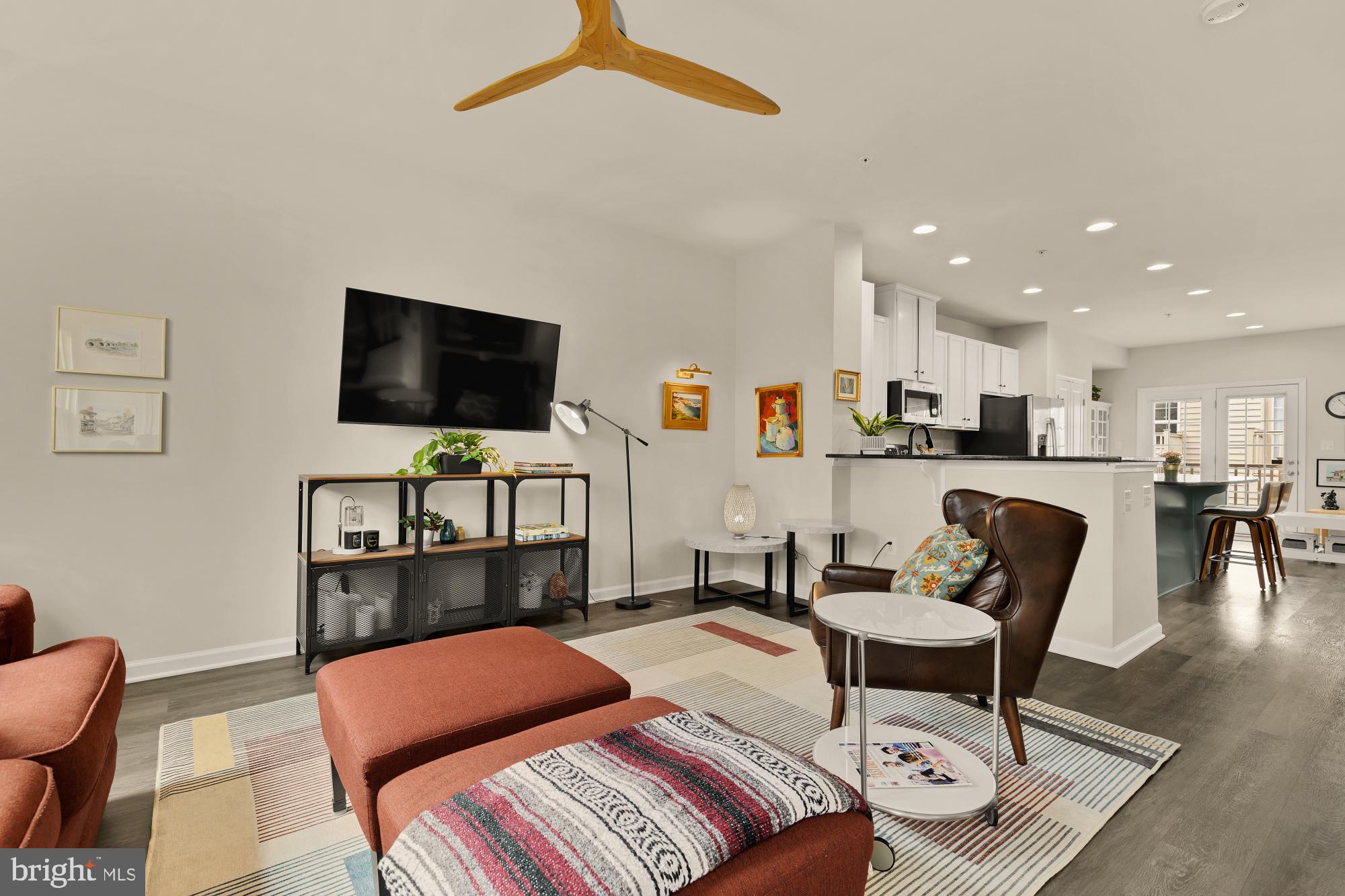 GREENBELT STATION - Residential